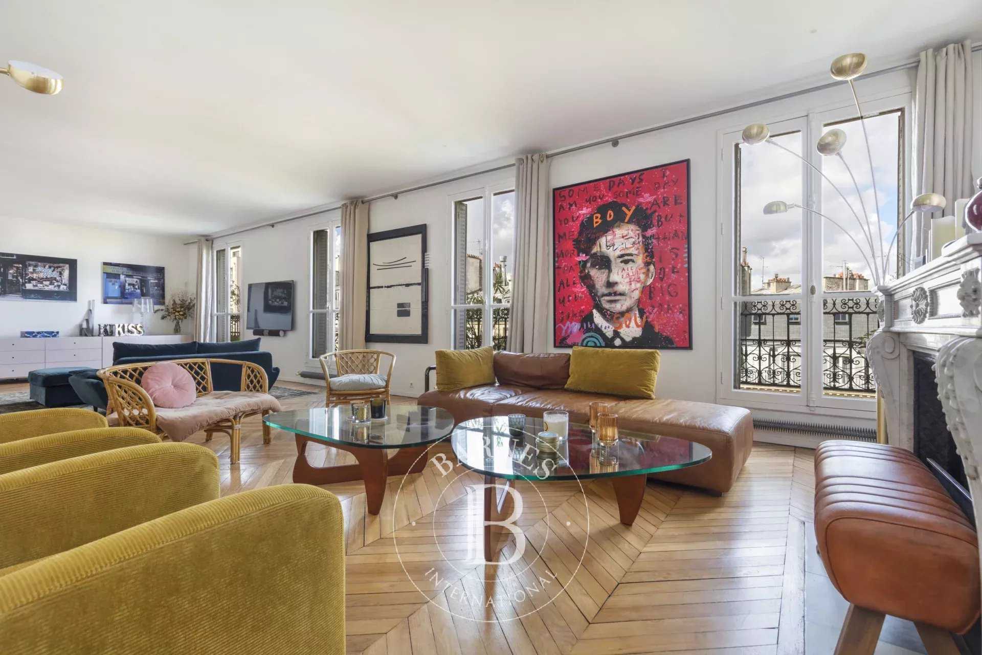 Apartment Paris 75017  -  ref 86194442 (picture 1)
