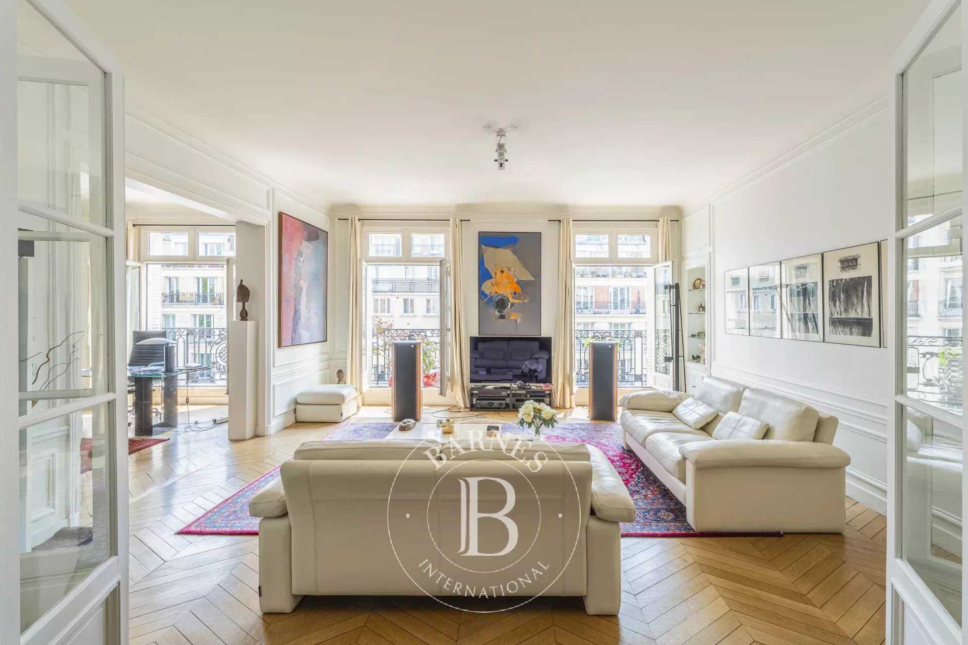 Appartement Paris 75017  -  ref 85978844 (picture 1)