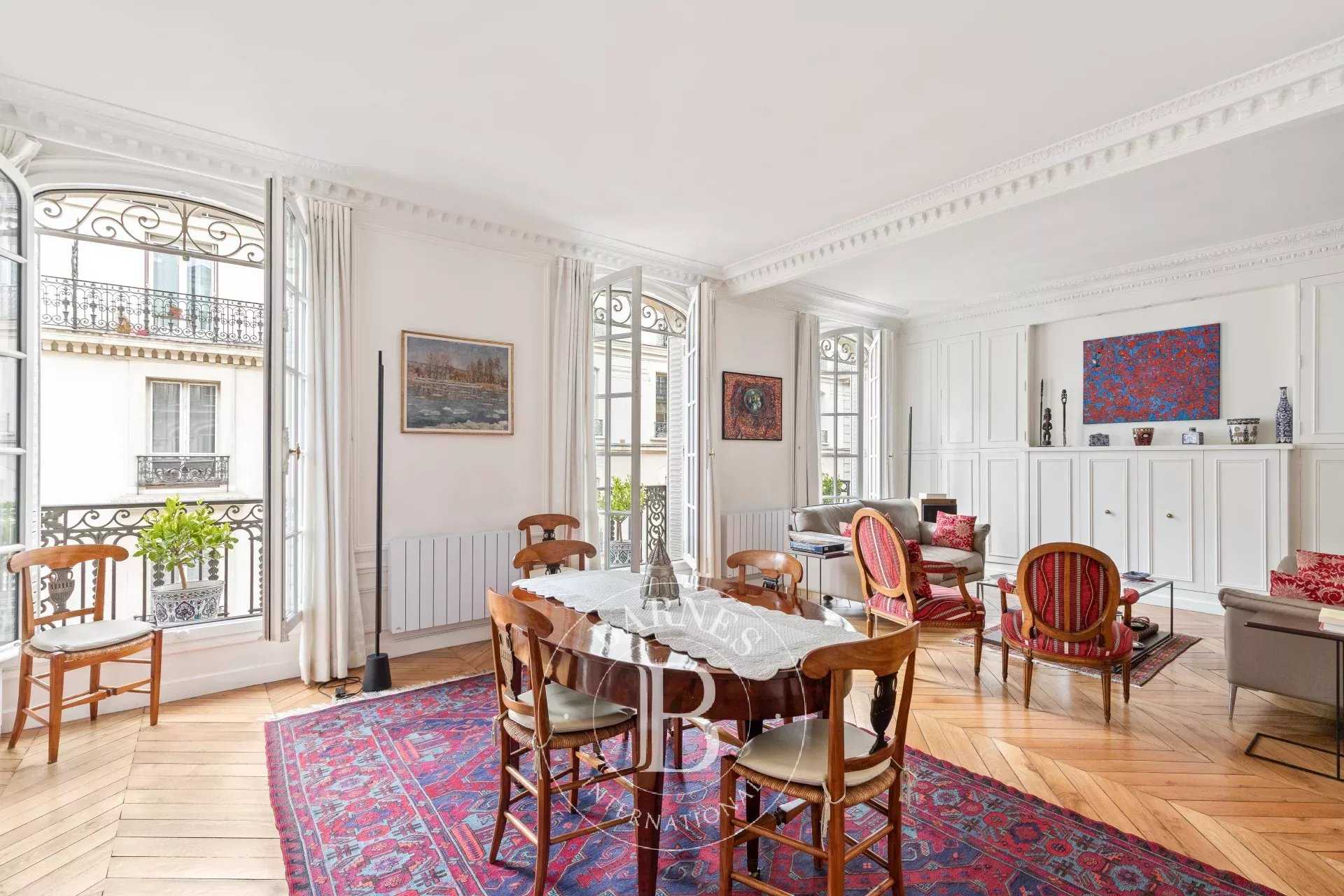 Apartment Paris 75017  -  ref 85865572 (picture 2)