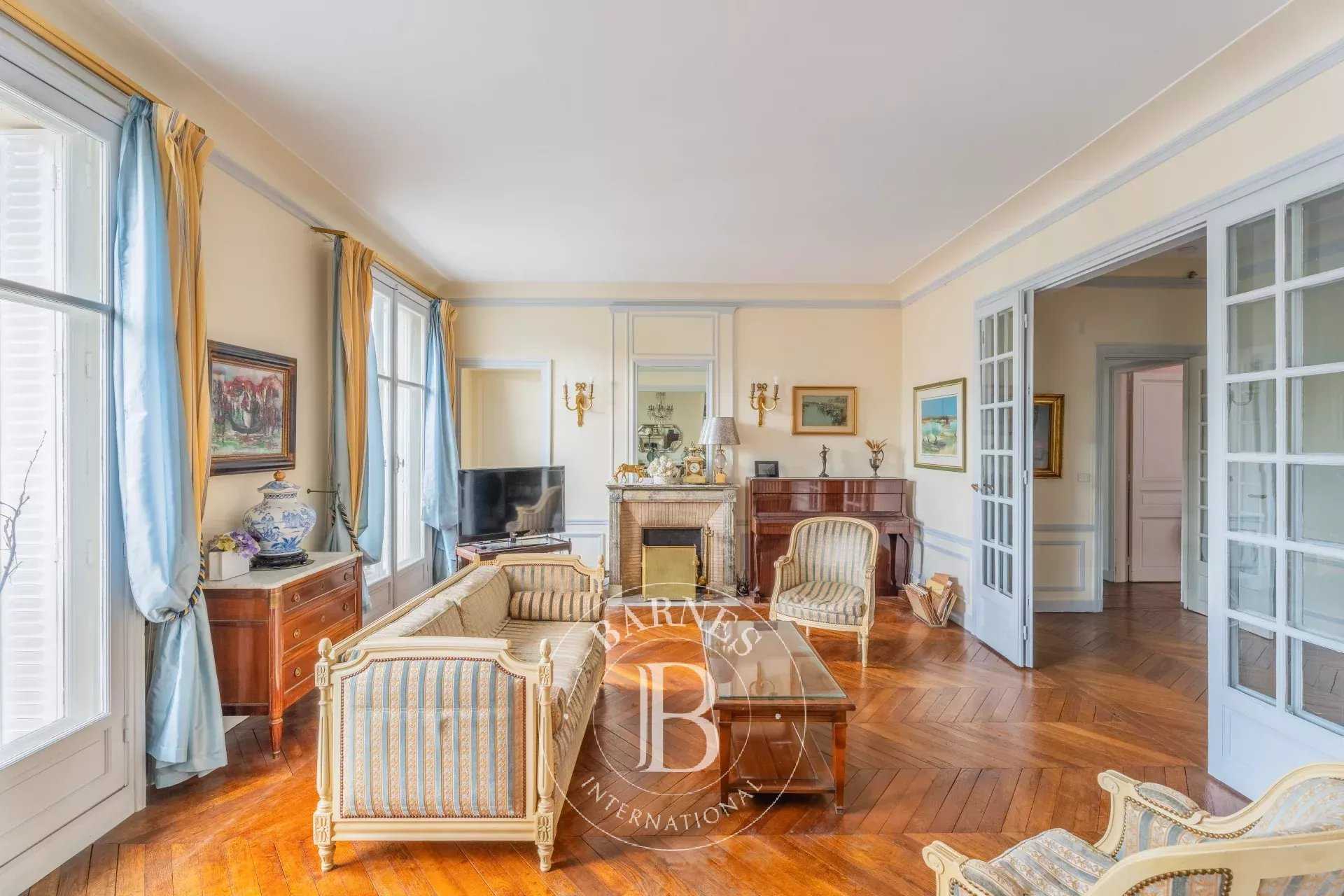 Appartement Paris 75017  -  ref 85591639 (picture 2)