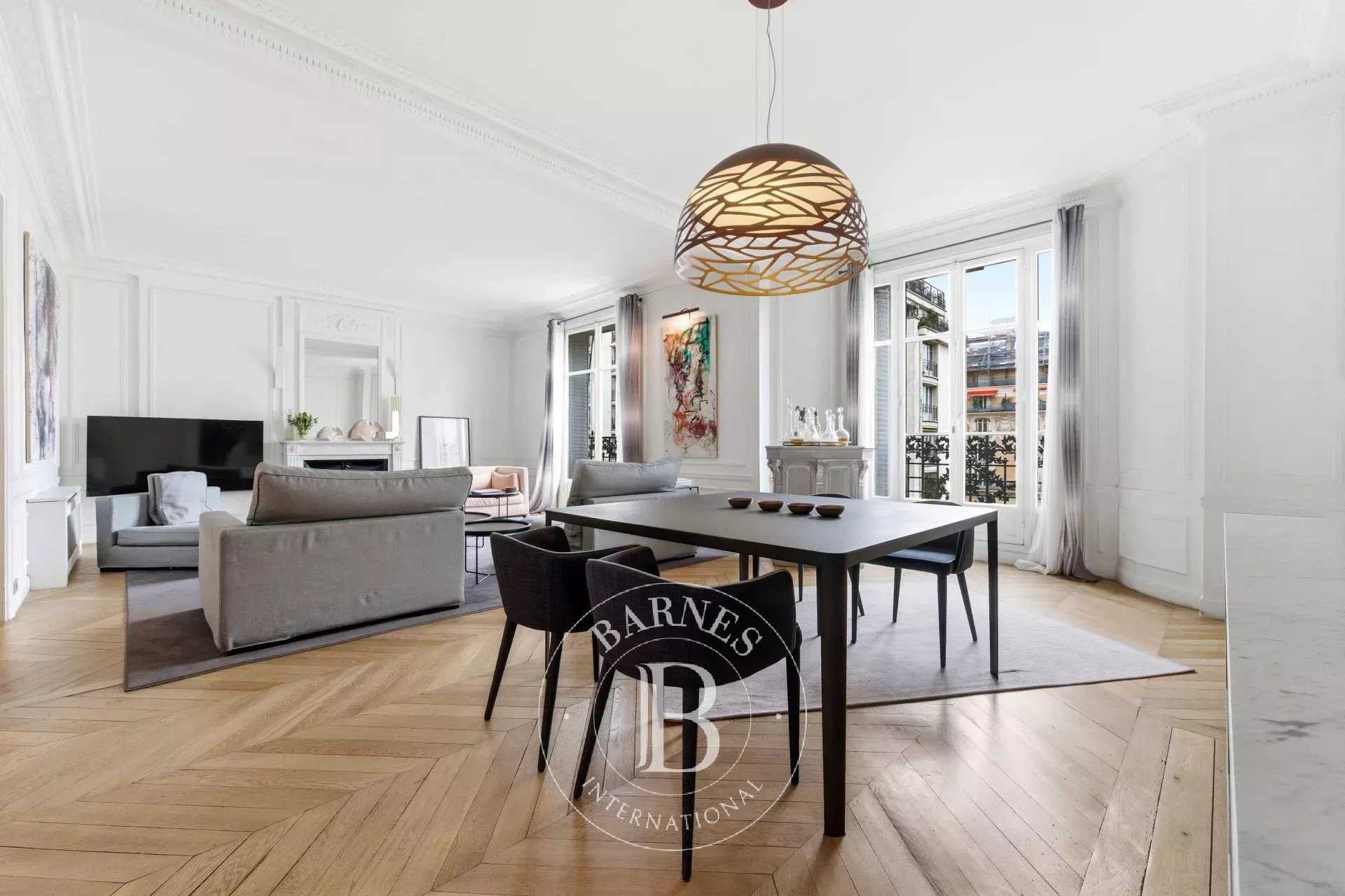 Paris  - Apartment 3 Bedrooms