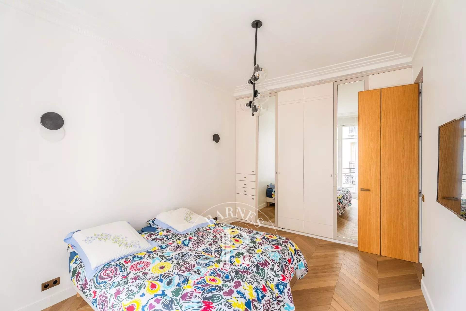Paris  - Apartment 3 Bedrooms - picture 15