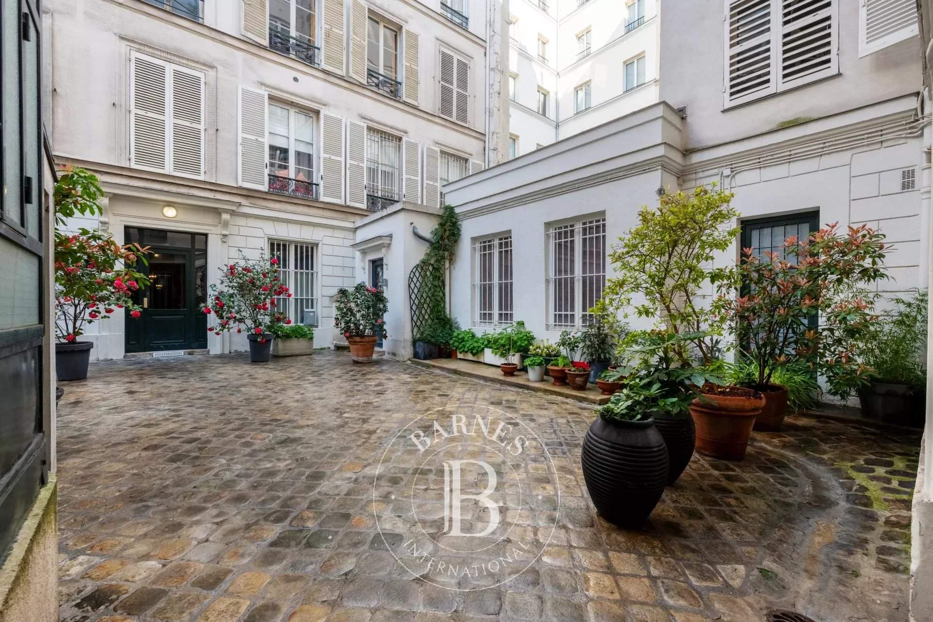 Paris  - Appartement 5 Pi&egrave;ces 3 Chambres - picture 17