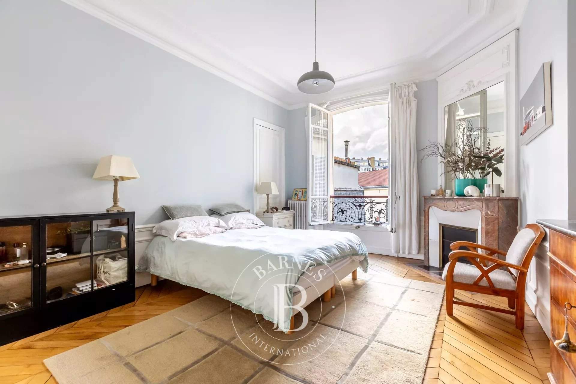 Paris  - Apartment 4 Bedrooms - picture 14