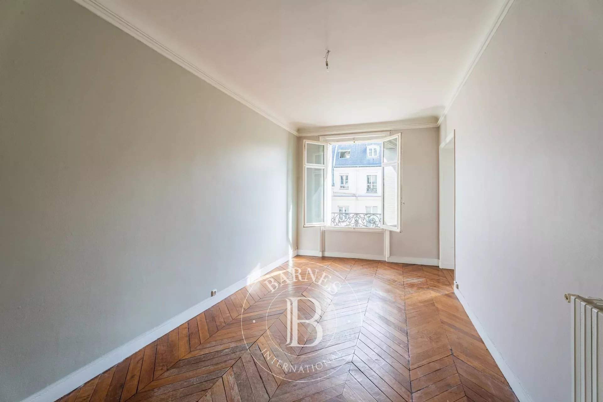 Paris  - Appartement 5 Pièces 4 Chambres - picture 8