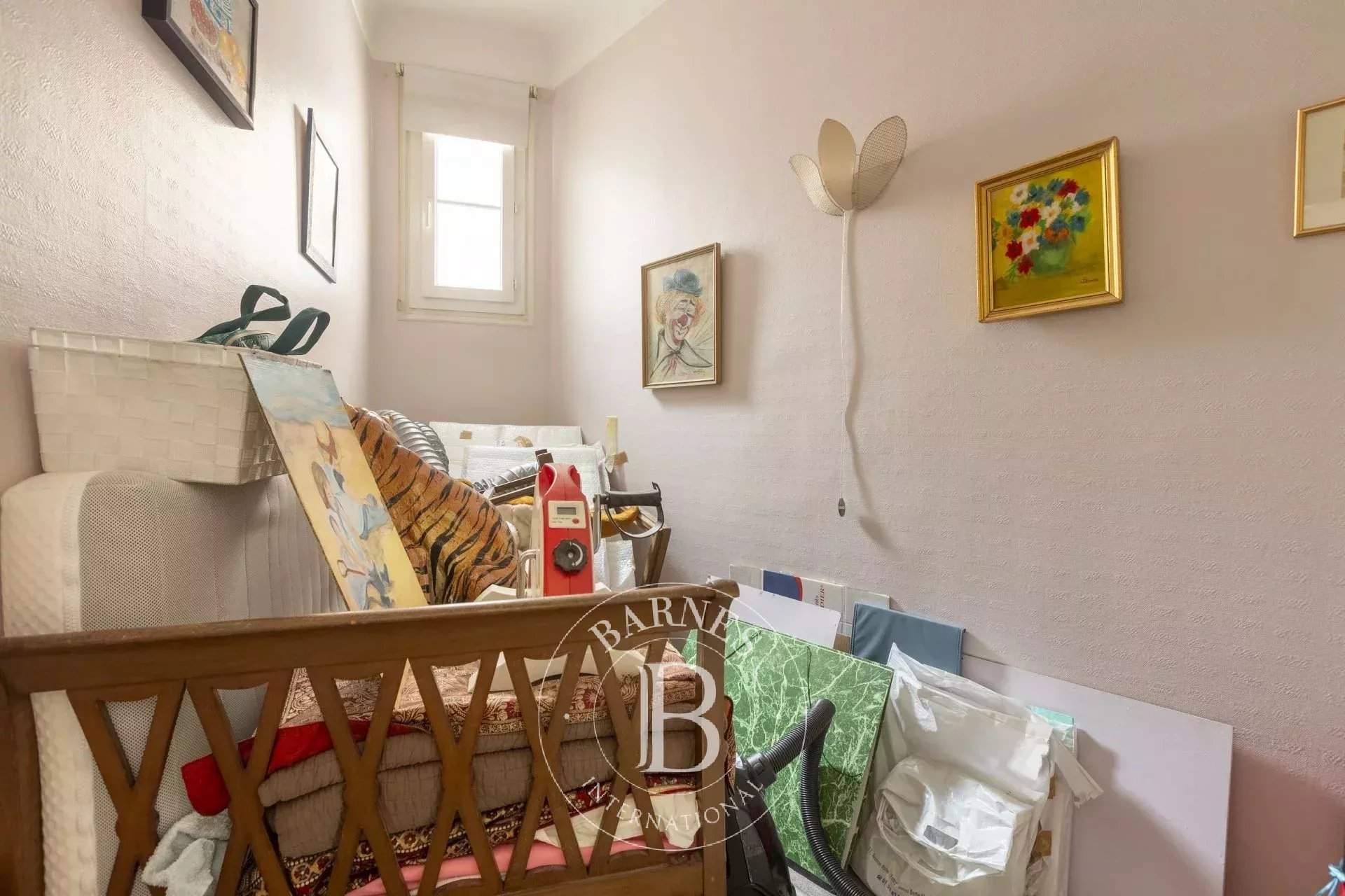 Paris  - Apartment 3 Bedrooms - picture 13
