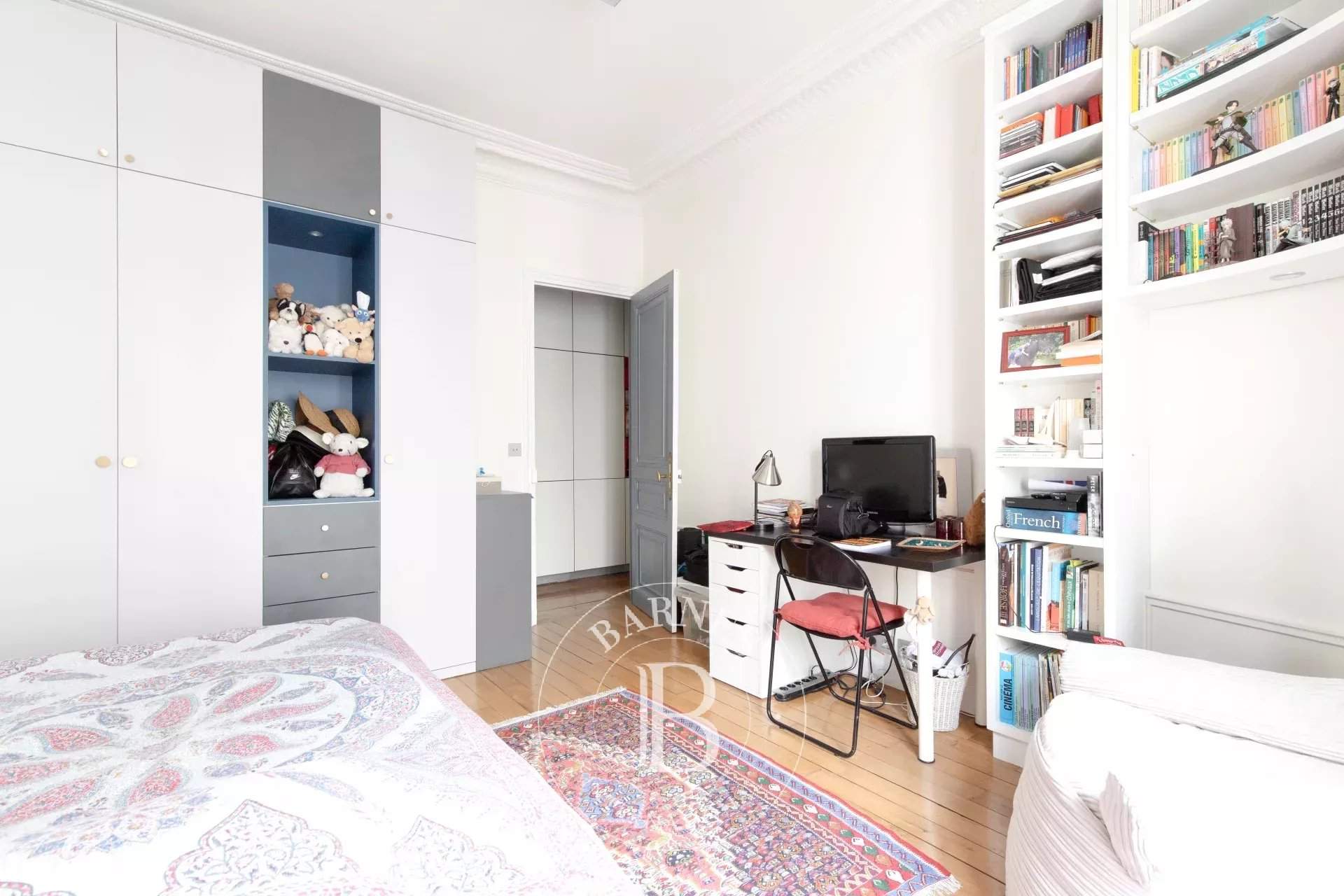 Paris  - Apartment 3 Bedrooms - picture 10