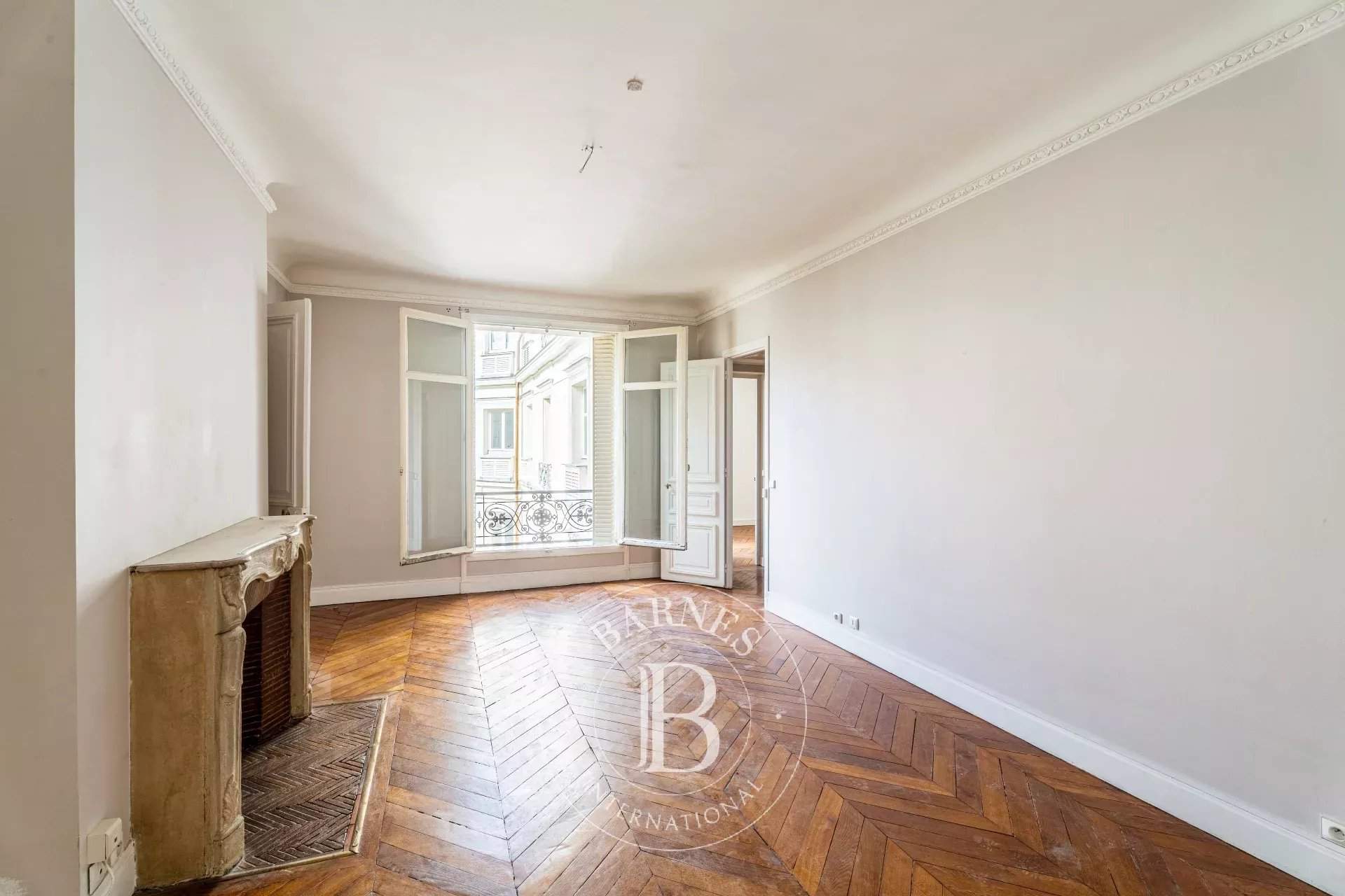Paris  - Appartement 5 Pièces 4 Chambres - picture 12