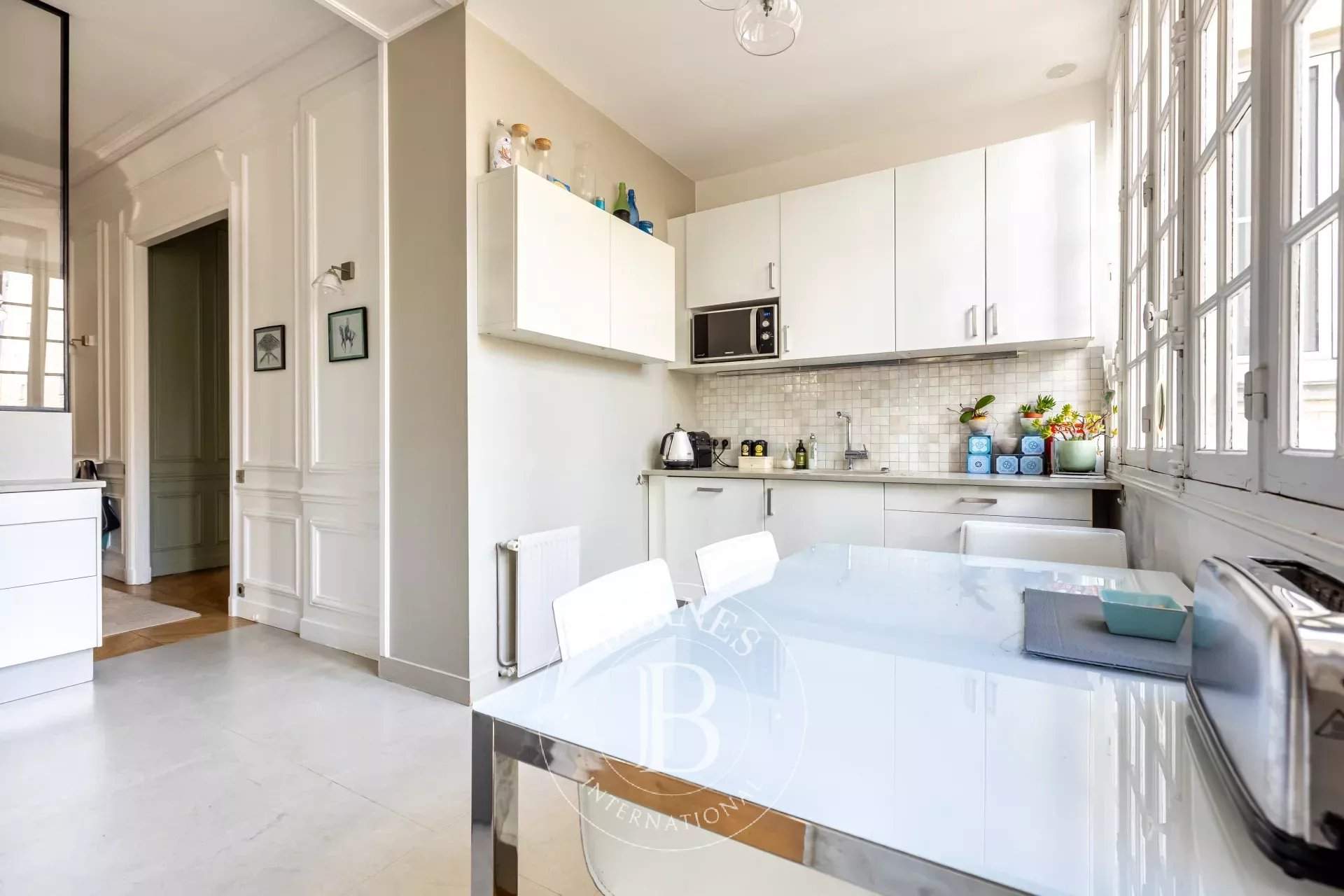 Paris  - Apartment 4 Bedrooms - picture 8