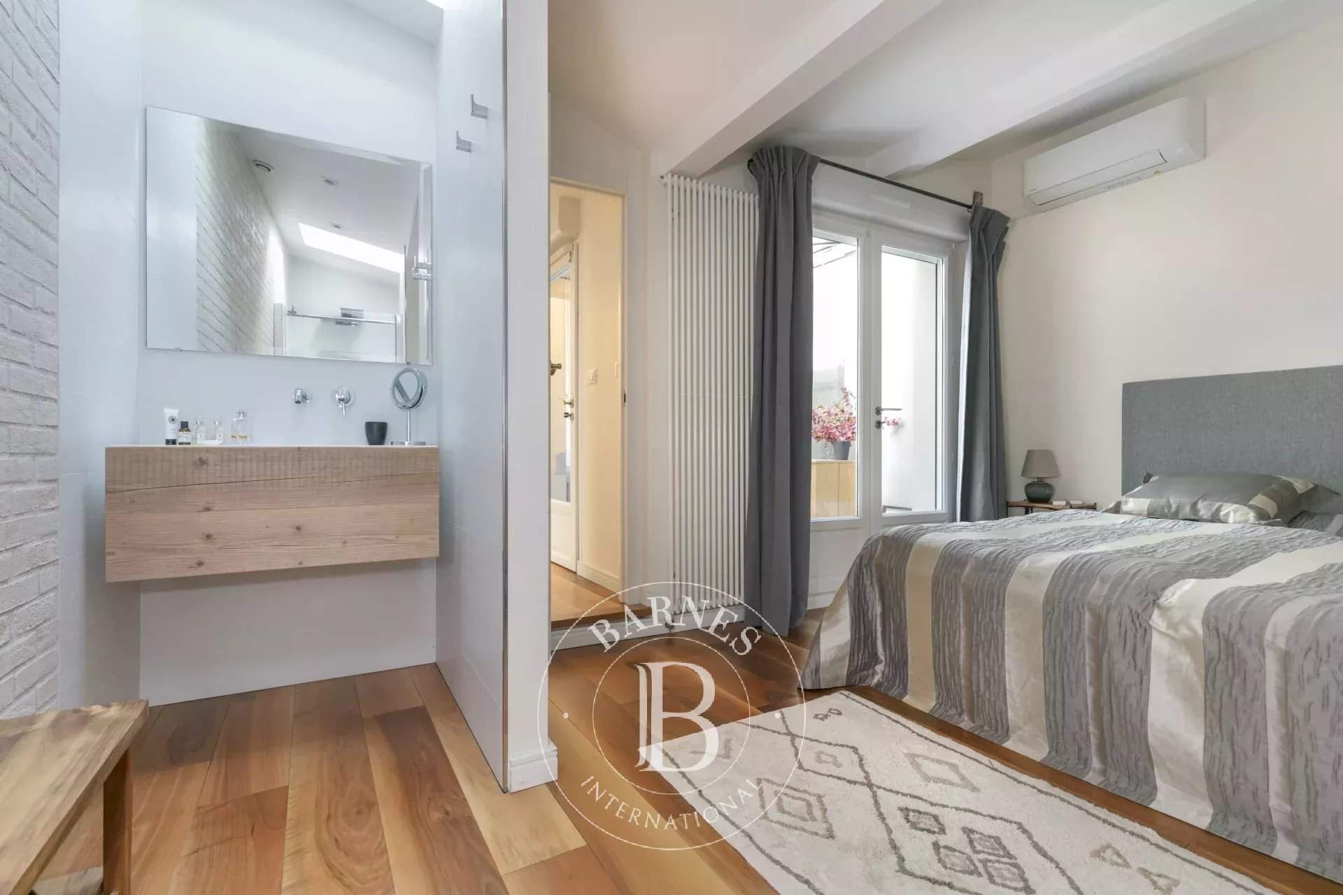 Paris  - Apartment 3 Bedrooms - picture 14