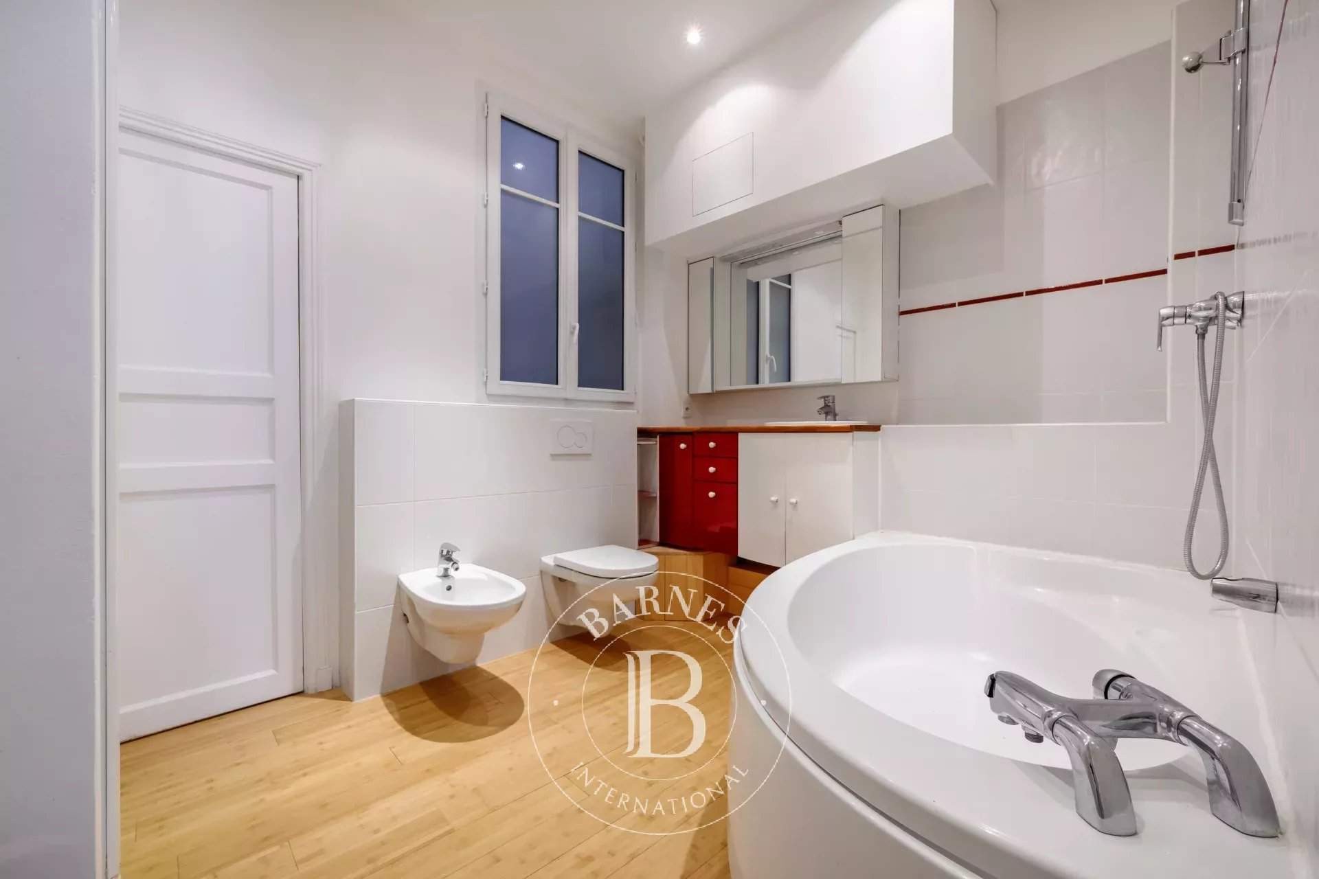 Paris  - Apartment 4 Bedrooms - picture 10