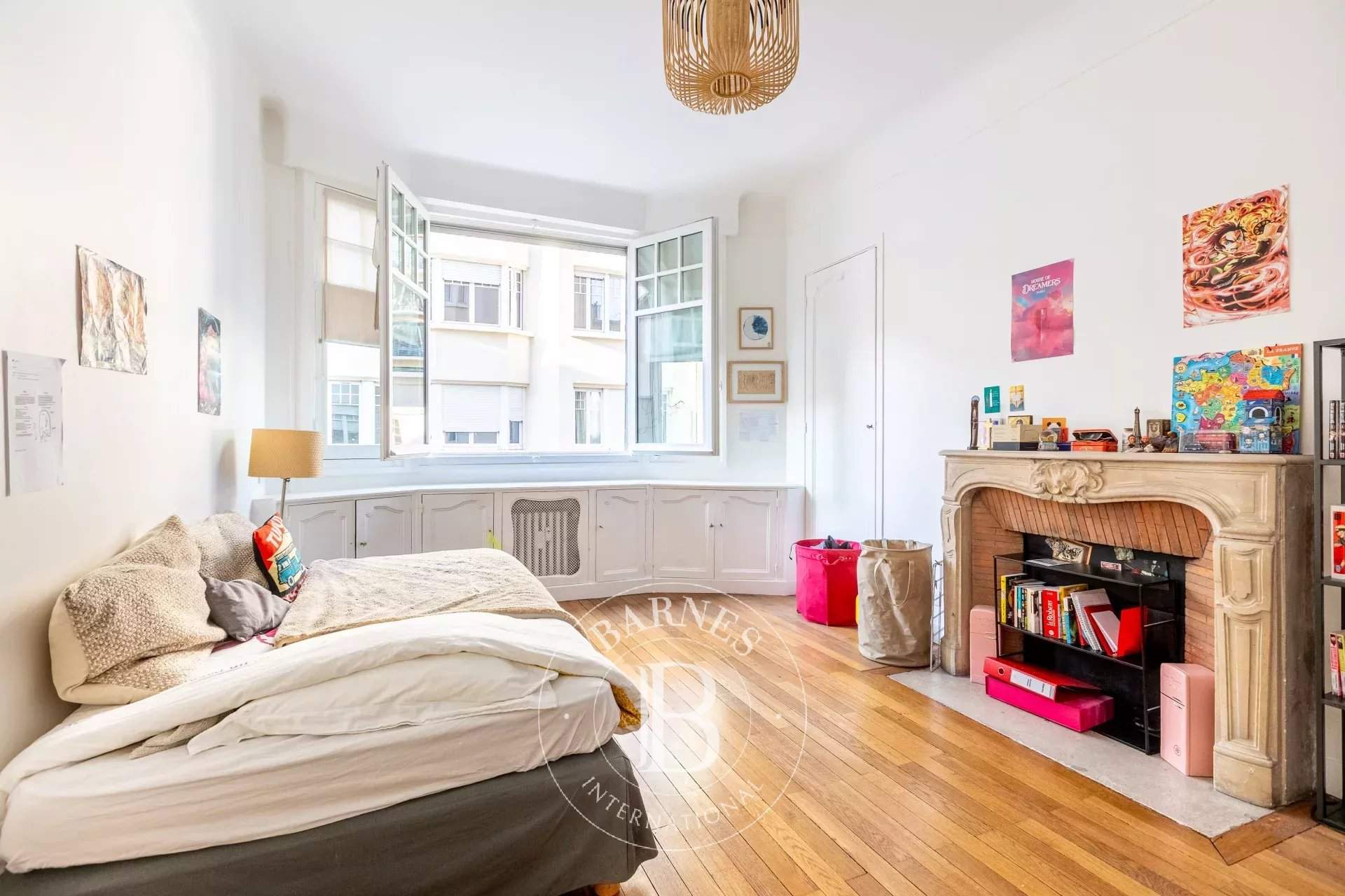 Paris  - Apartment 3 Bedrooms - picture 9