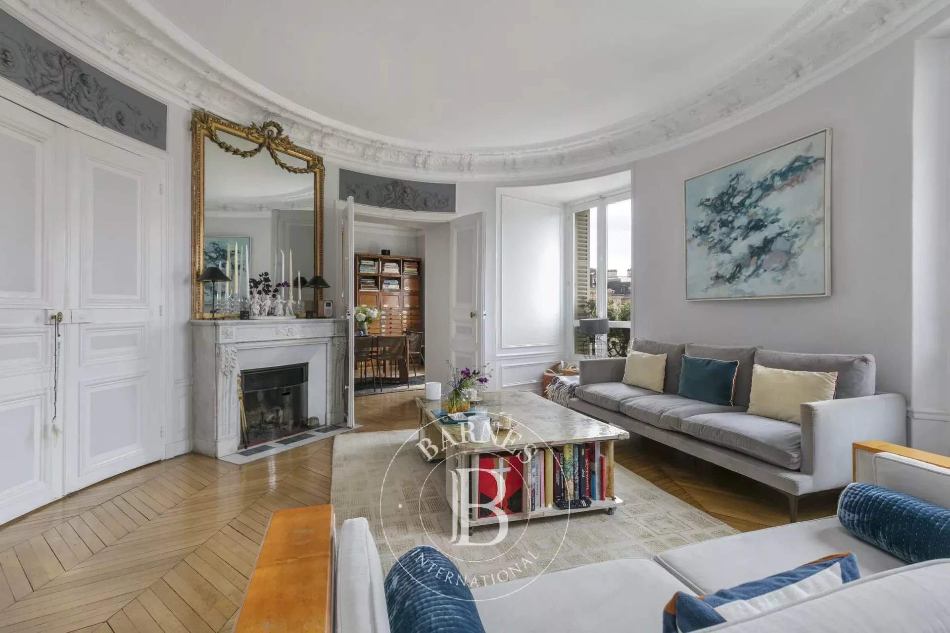 Paris  - Apartment 4 Bedrooms - picture 4