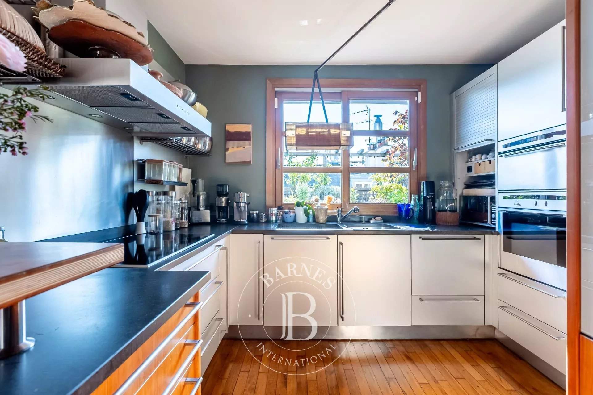 Paris  - Appartement 6 Pi&egrave;ces 4 Chambres - picture 7