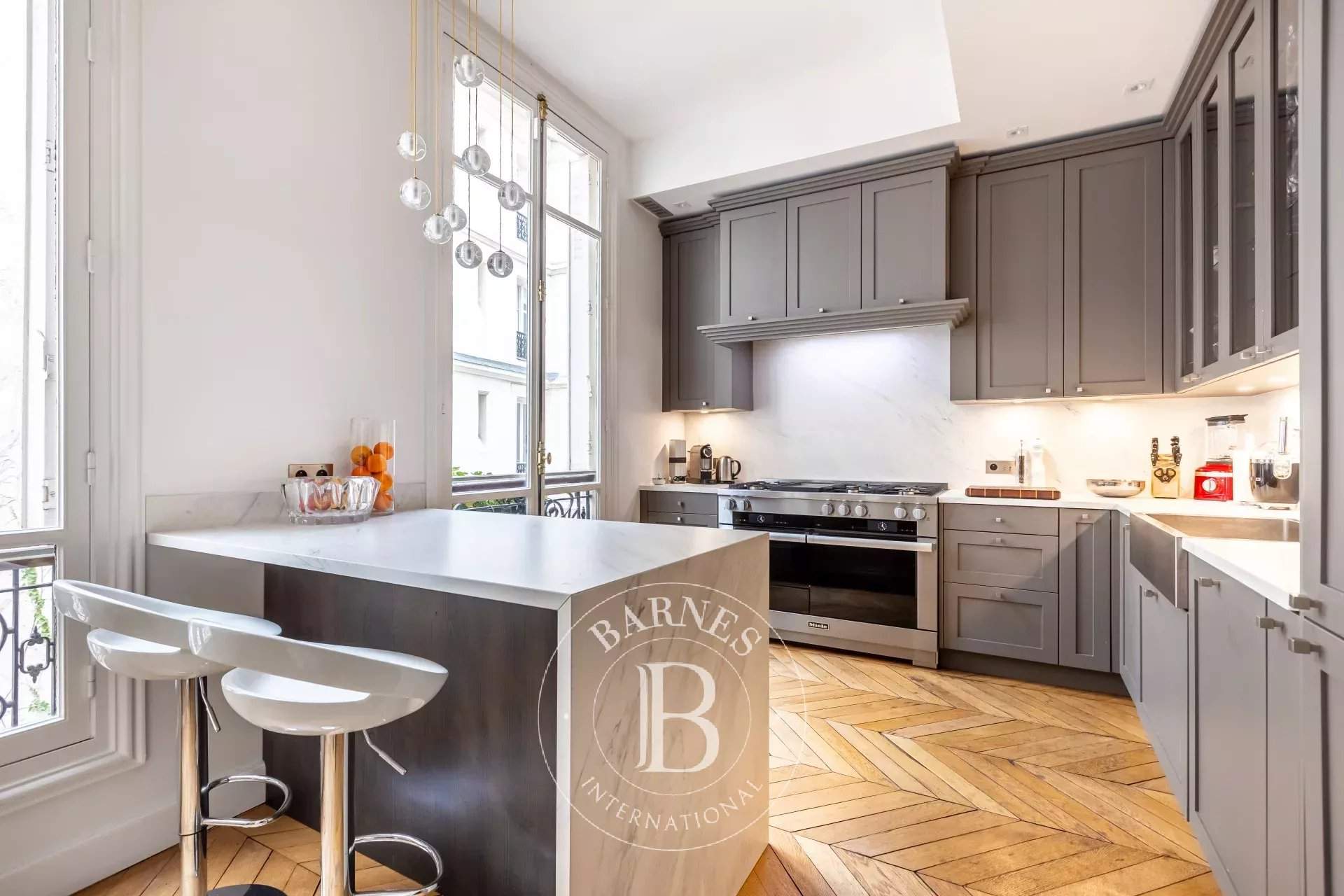 Paris  - Apartment 3 Bedrooms - picture 11