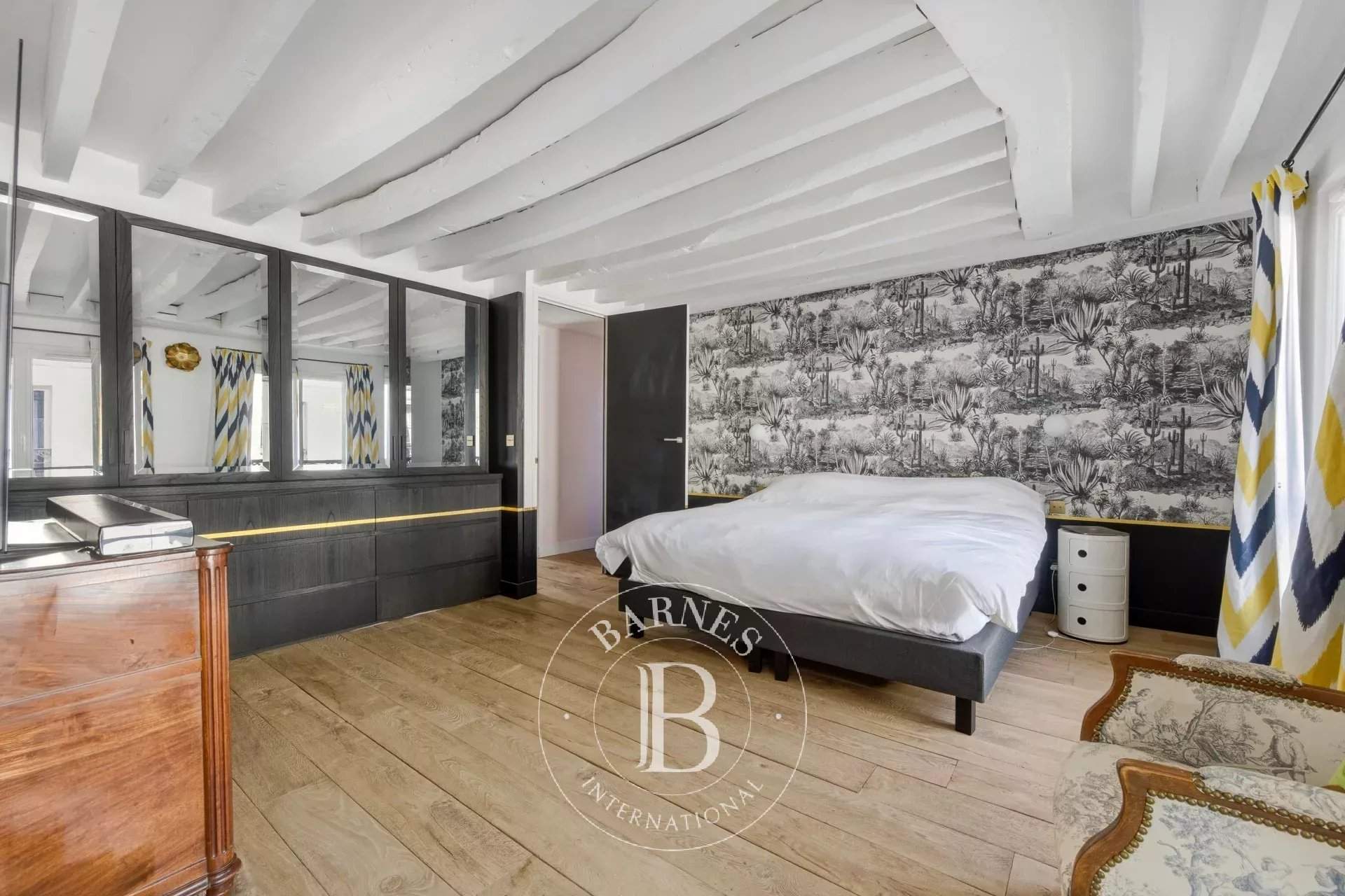 Paris  - Appartement 5 Pi&egrave;ces 3 Chambres - picture 10