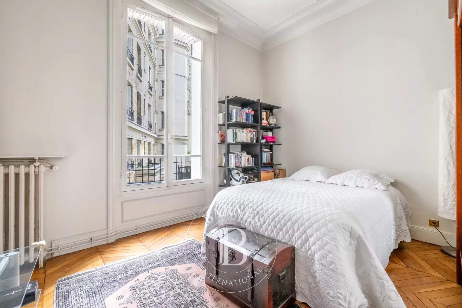 Paris  - Apartment 4 Bedrooms - picture 9