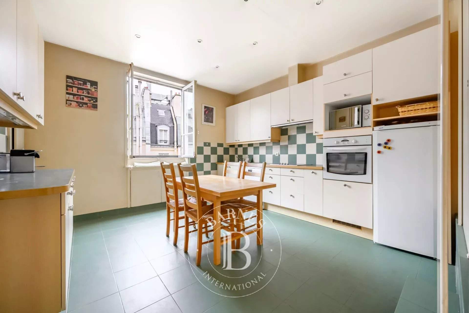 Paris  - Appartement 4 Pièces 2 Chambres - picture 11