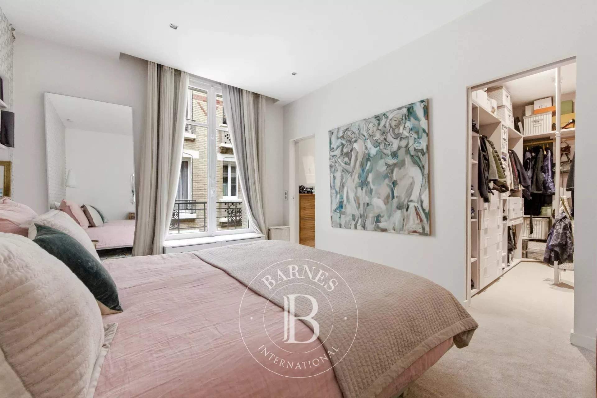 Paris  - Apartment 3 Bedrooms - picture 11