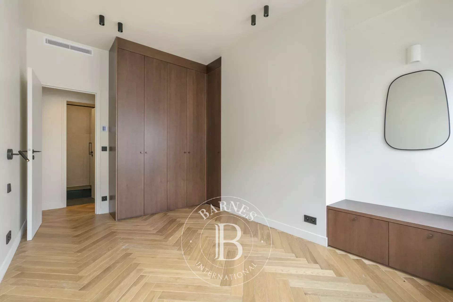 Paris  - Apartment 4 Bedrooms - picture 15