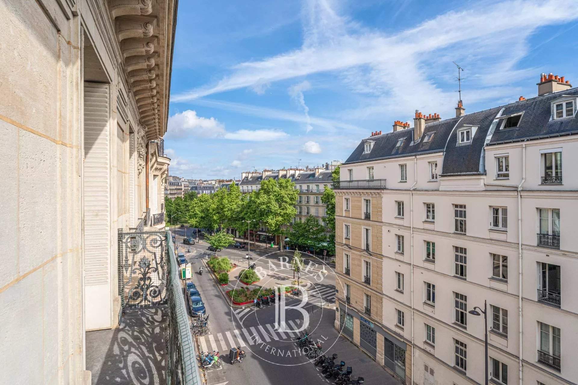 Paris  - Appartement 5 Pièces 4 Chambres - picture 2