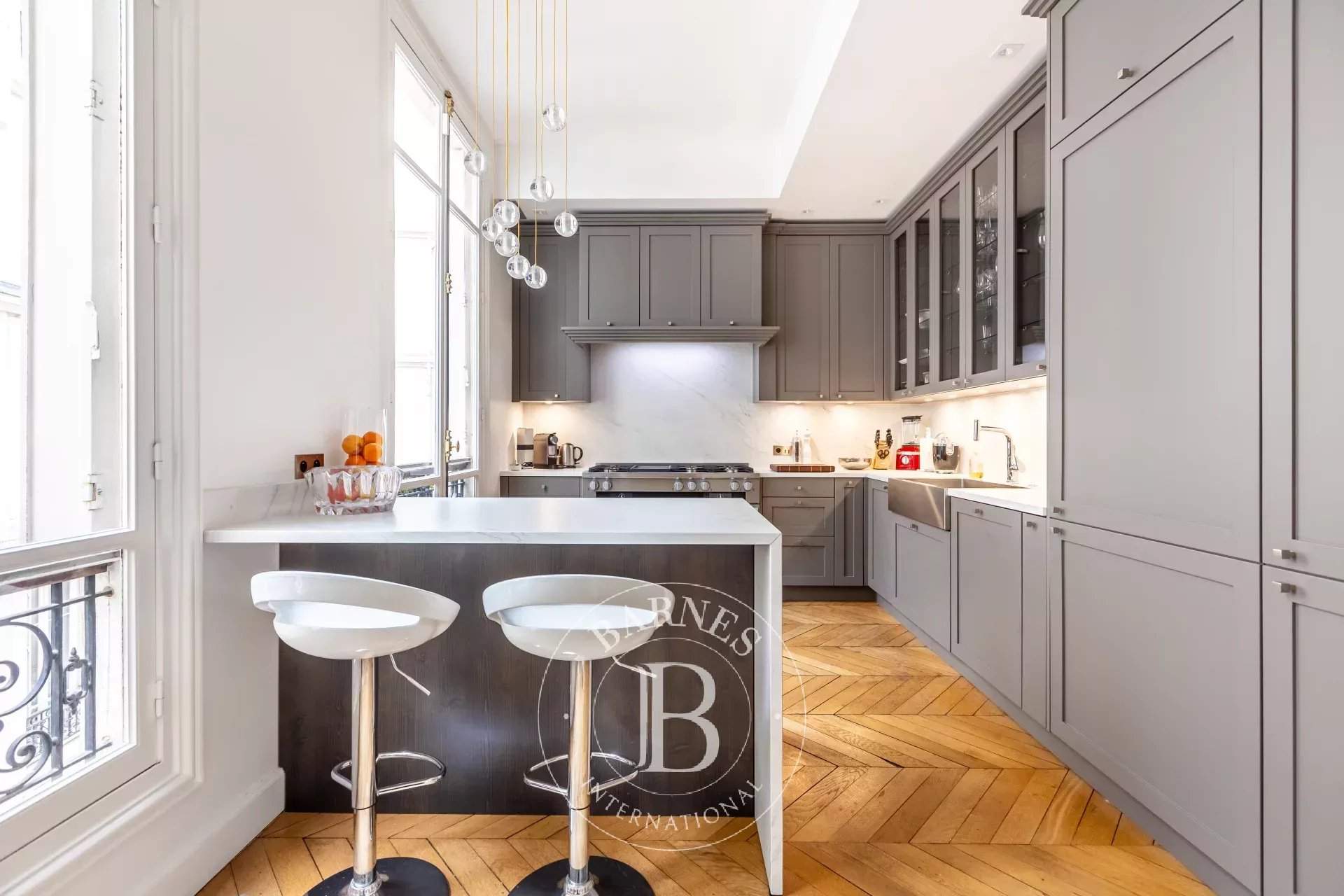 Paris  - Apartment 3 Bedrooms - picture 12