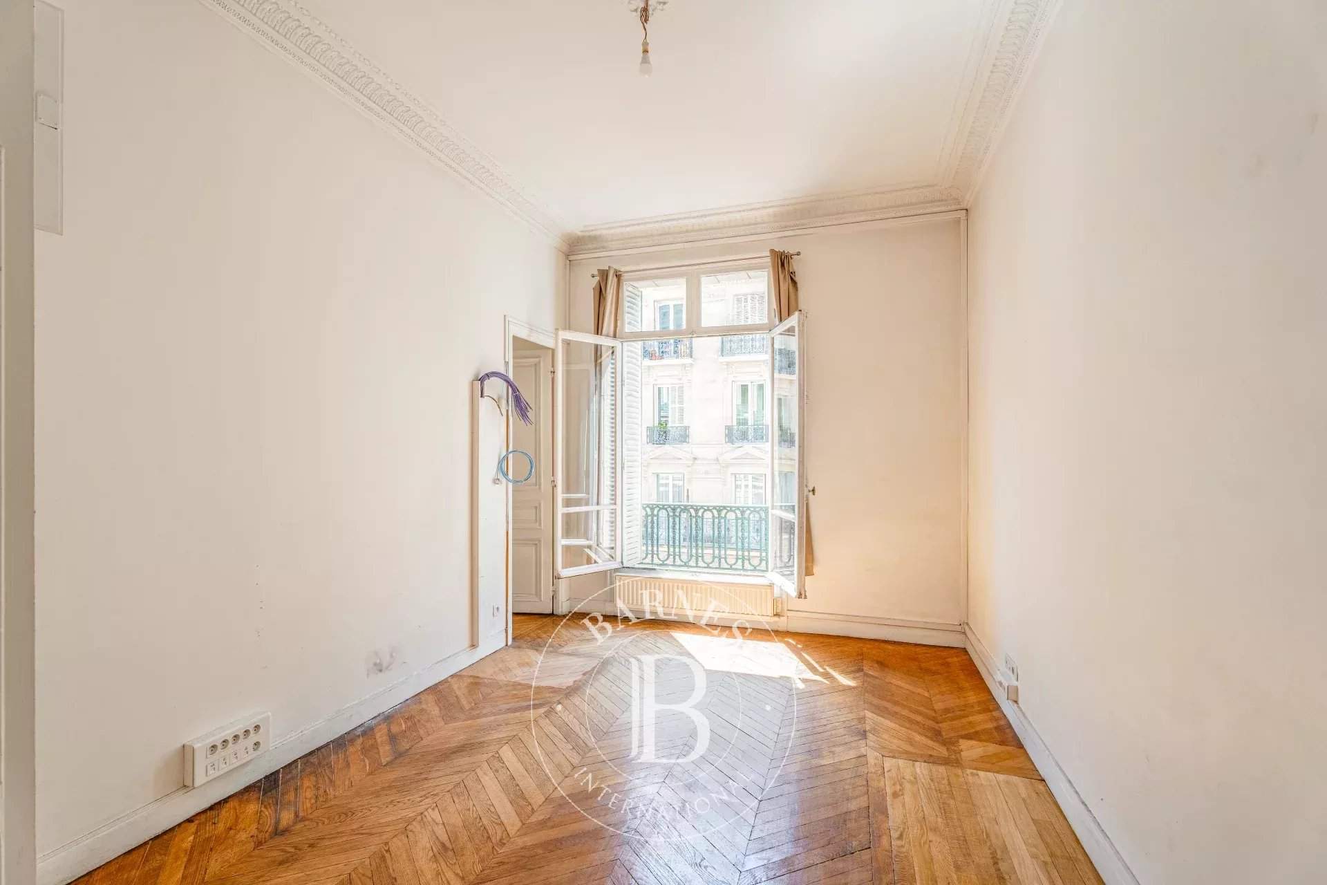 Paris  - Apartment 4 Bedrooms - picture 11