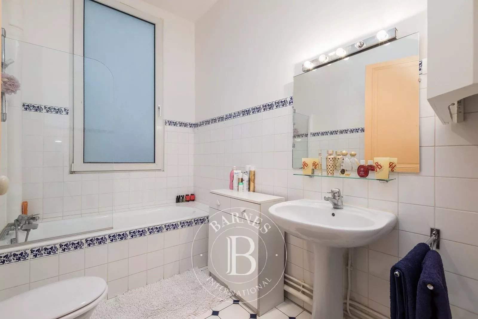 Paris  - Apartment 5 Bedrooms - picture 13