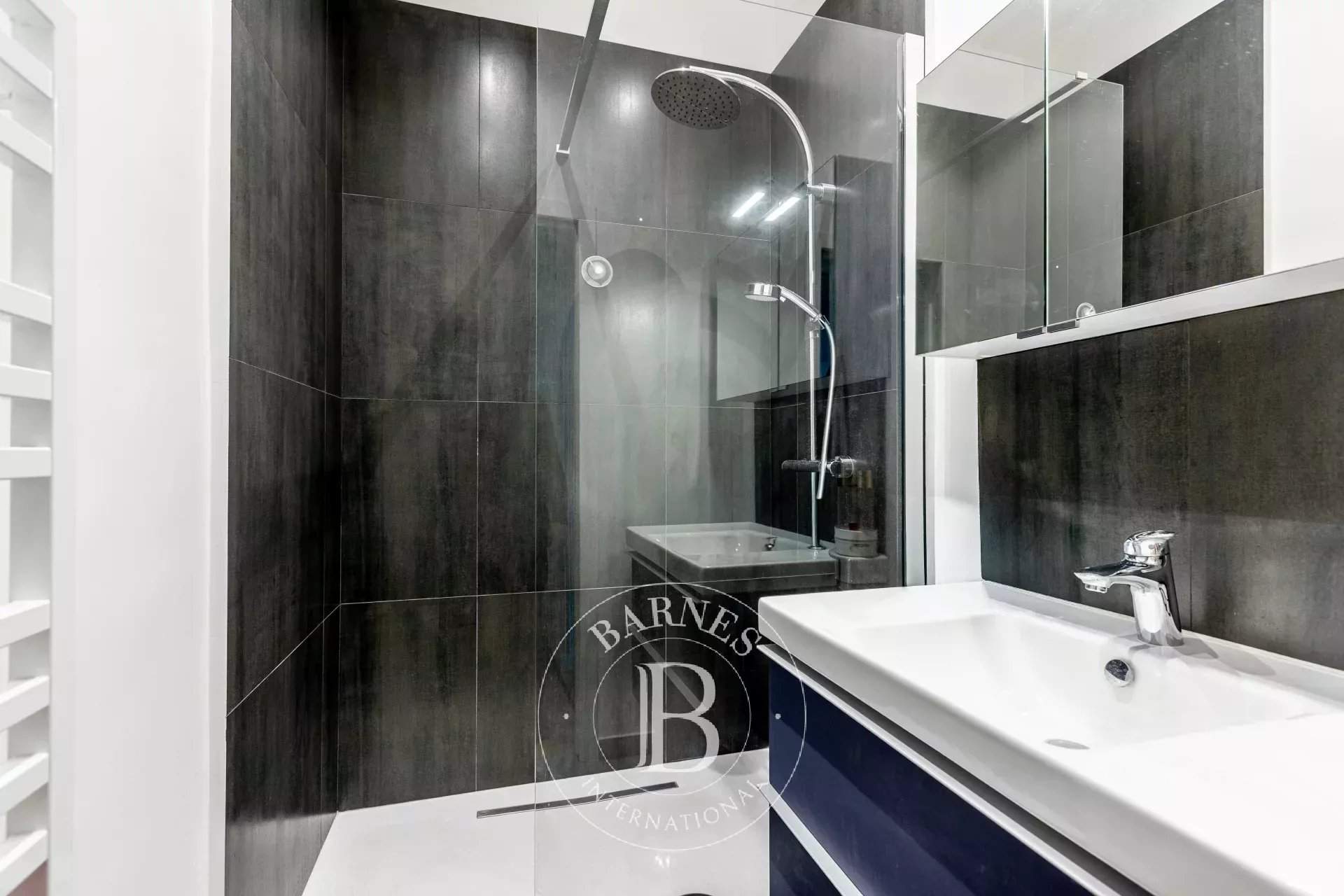 Paris  - Appartement  - picture 11