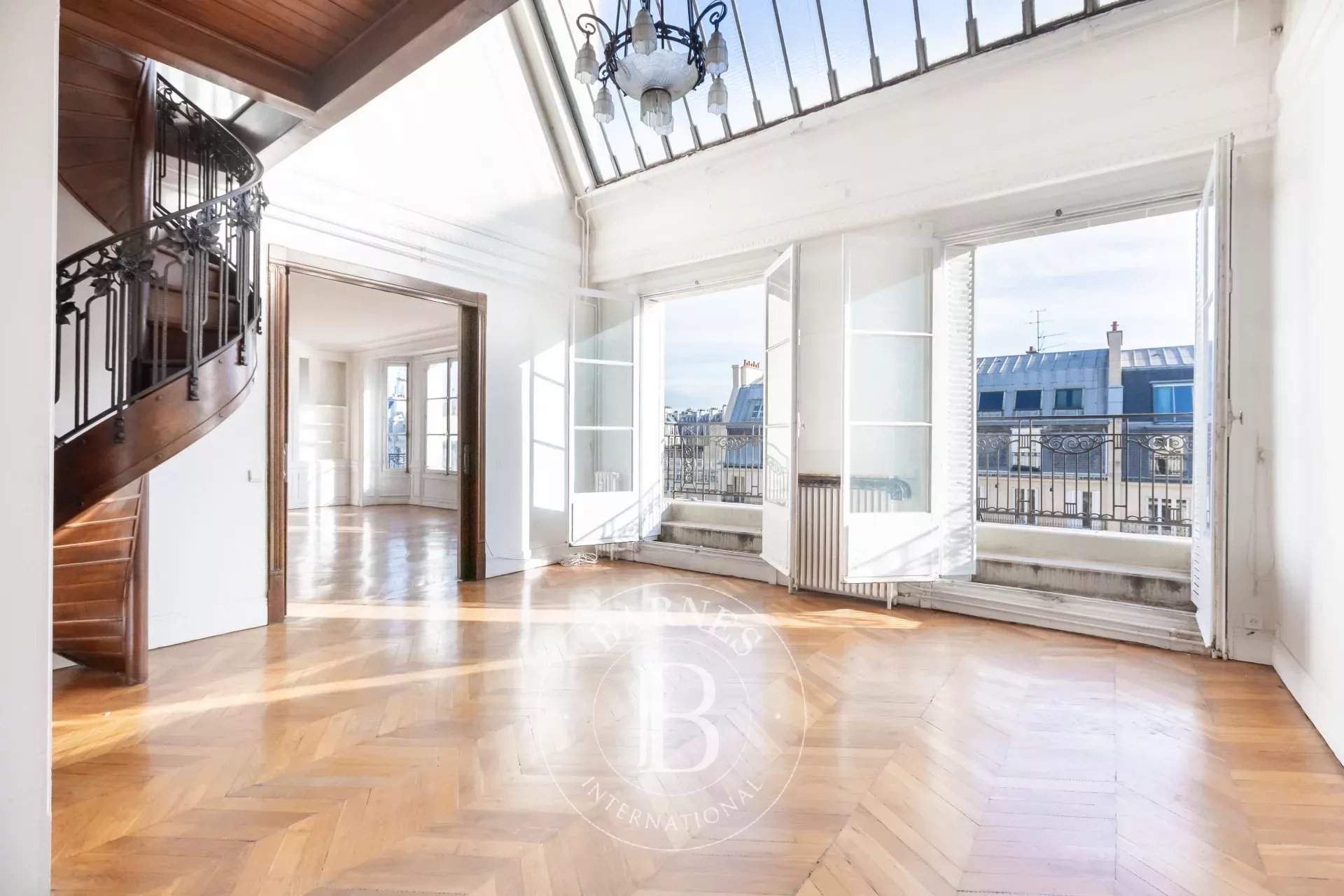 Paris  - Apartment 5 Bedrooms - picture 1