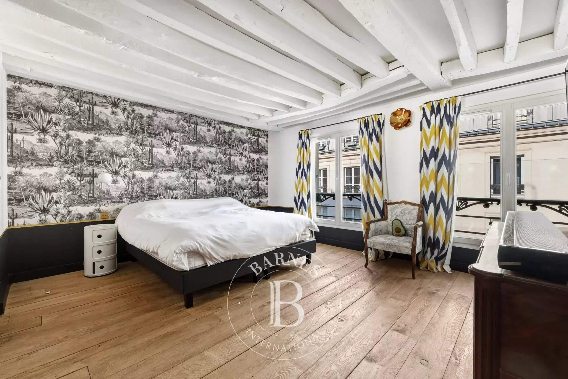 Paris  - Appartement 5 Pi&egrave;ces 3 Chambres - picture 9