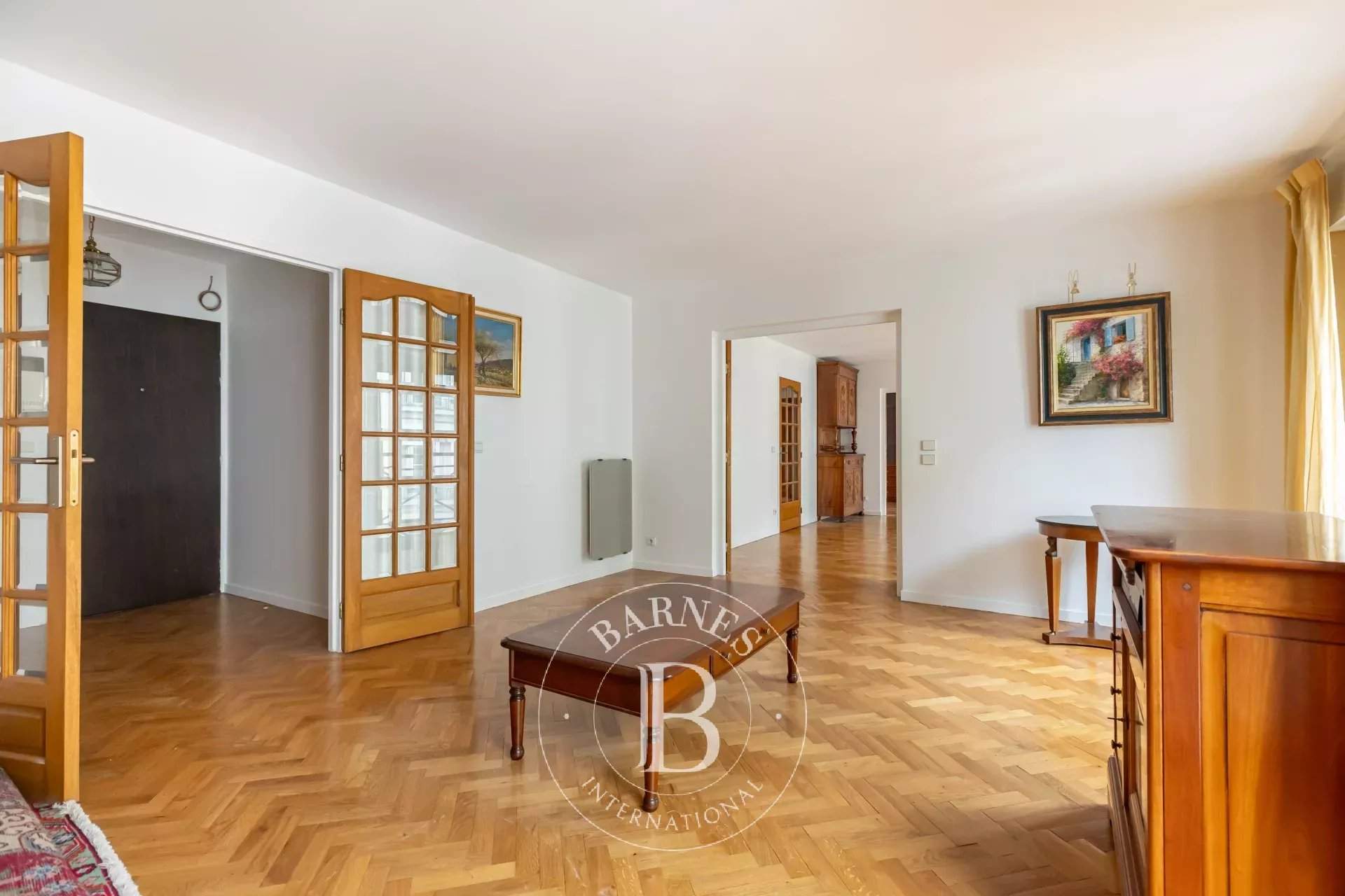 Paris  - Apartment 3 Bedrooms - picture 4