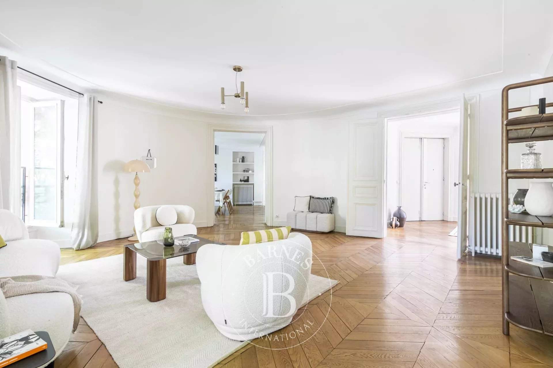 Paris  - Appartement 5 Pi&egrave;ces 3 Chambres - picture 3