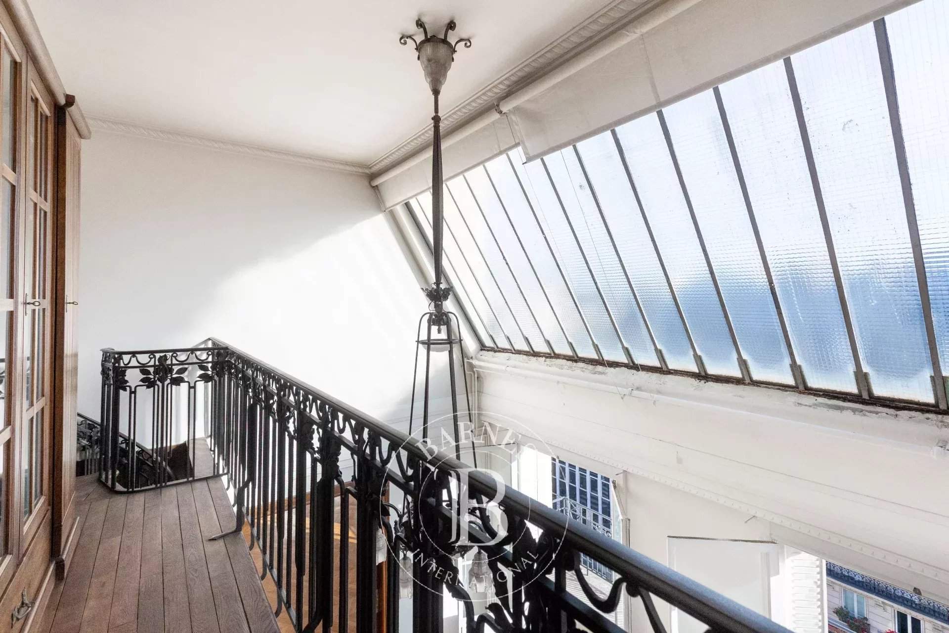 Paris  - Apartment 5 Bedrooms - picture 10