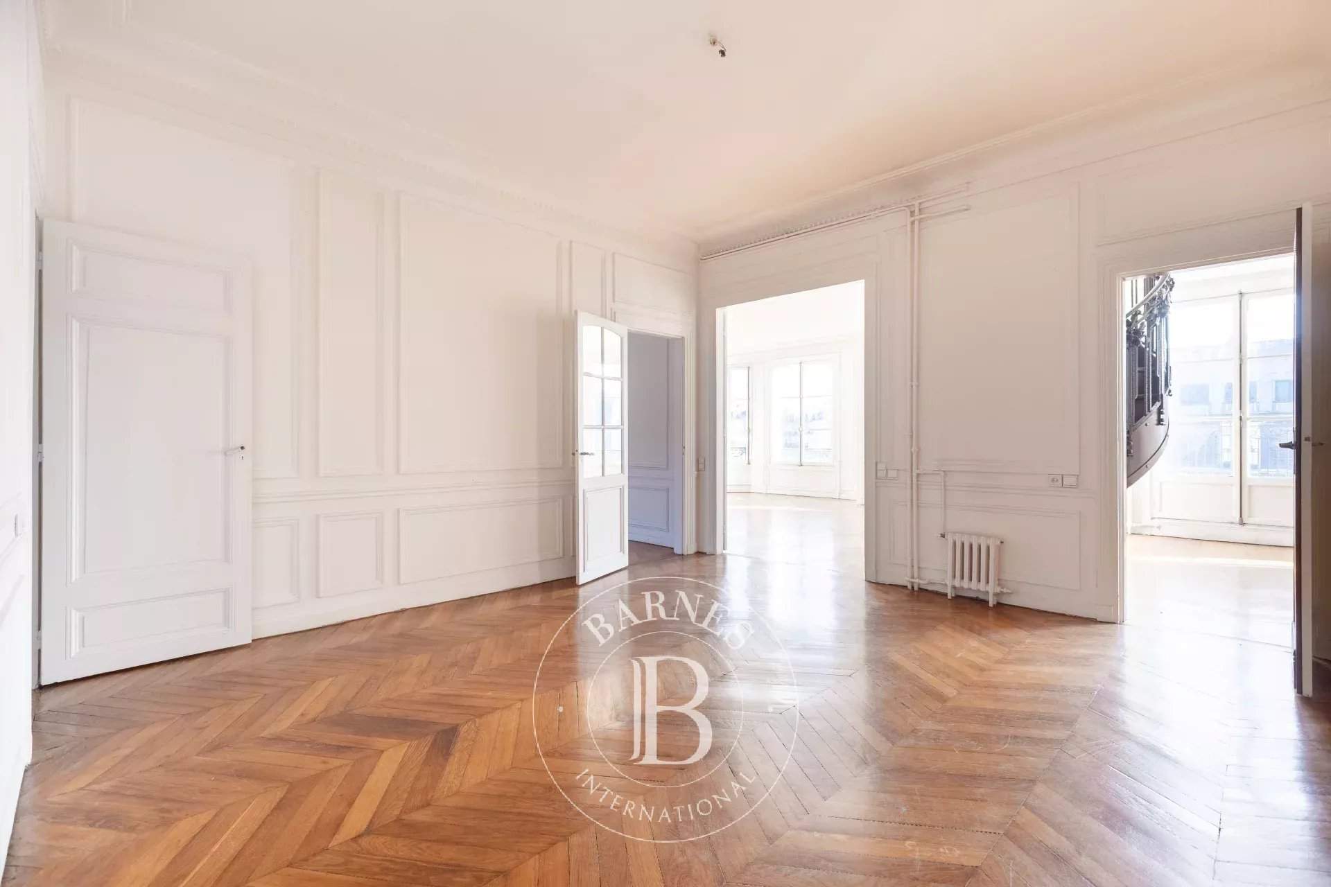 Paris  - Apartment 5 Bedrooms - picture 16