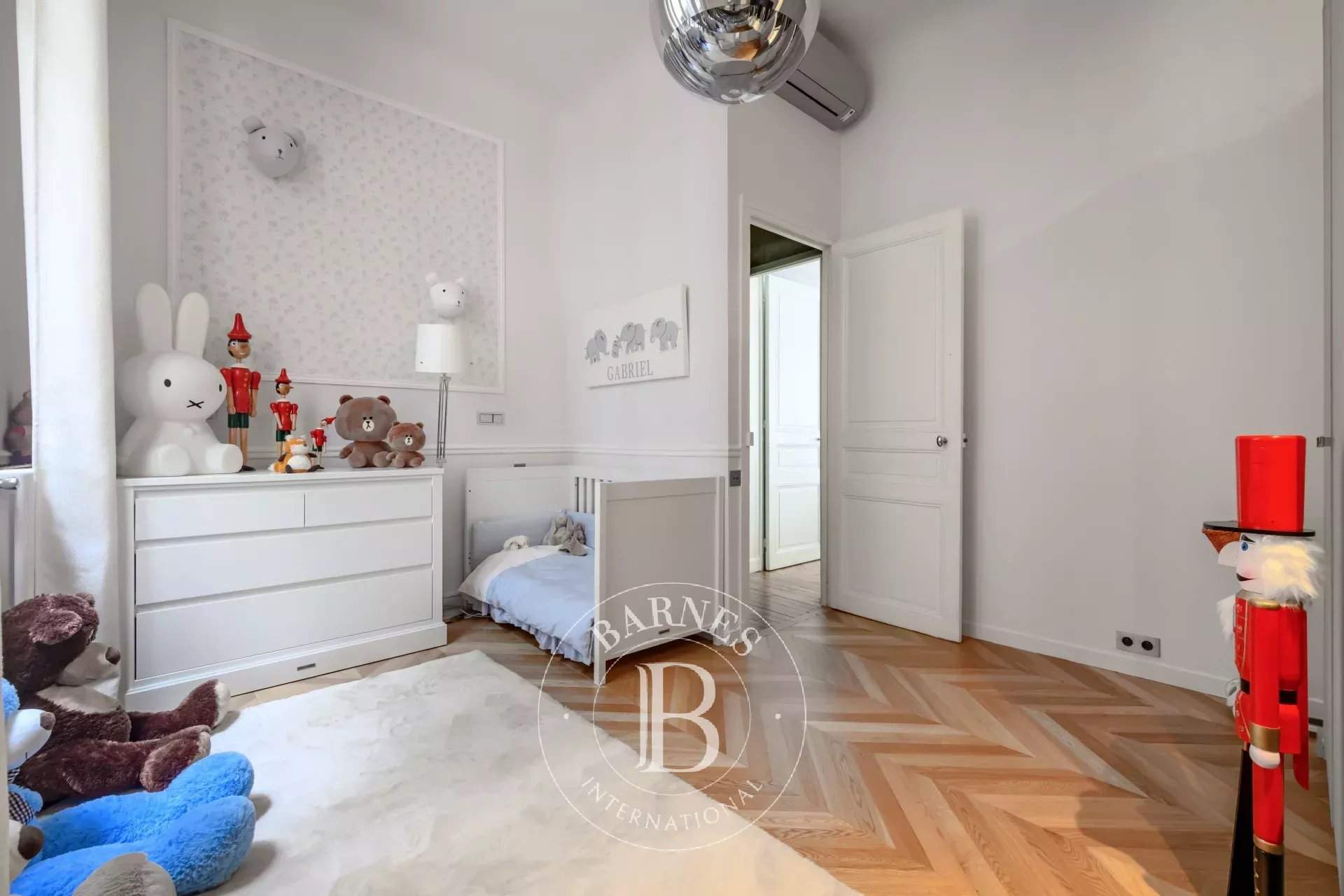 Paris  - Apartment 3 Bedrooms - picture 7