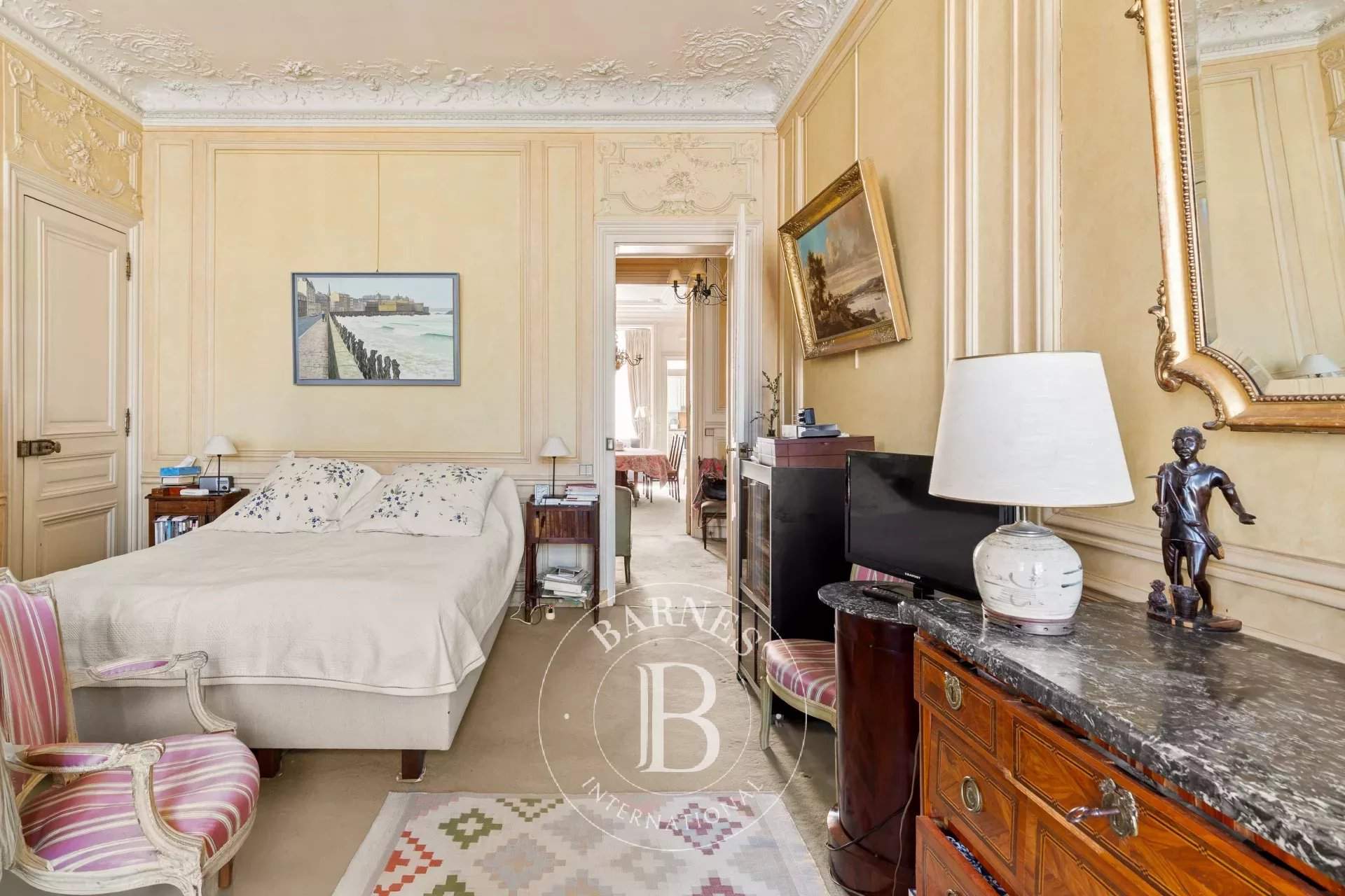 Paris  - Appartement 7 Pièces 5 Chambres - picture 8