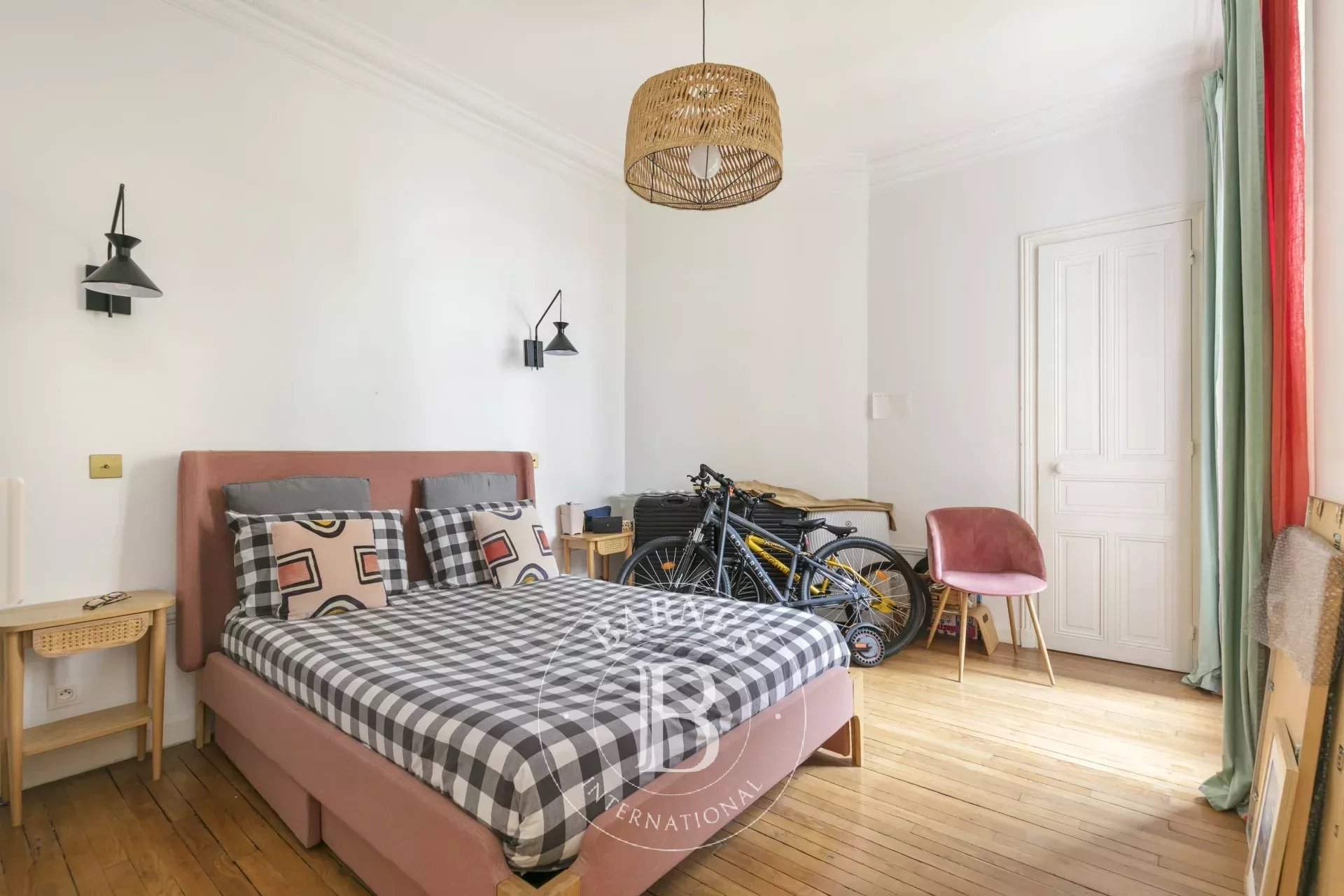 Paris  - Appartement 7 Pièces 5 Chambres - picture 11