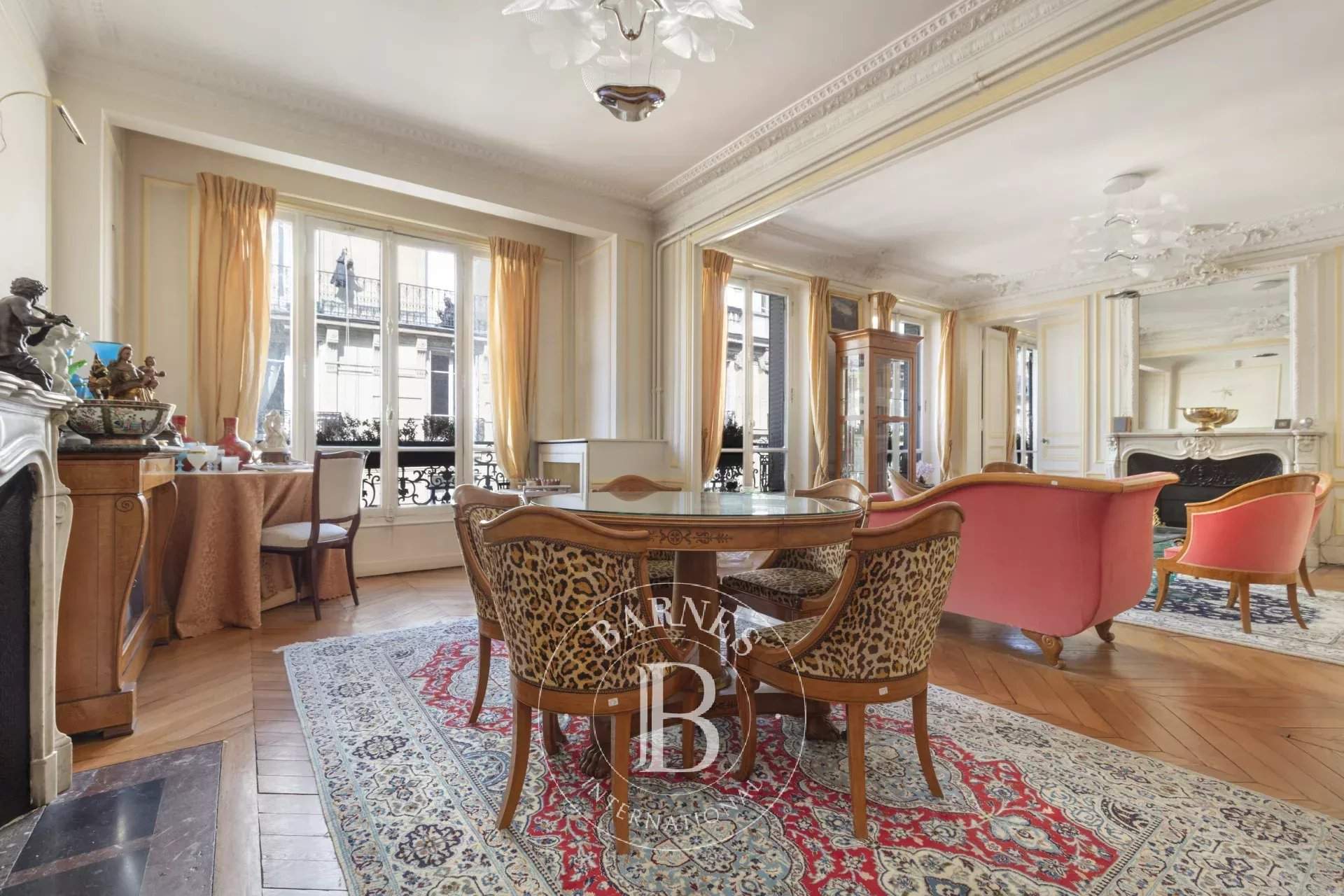 Paris  - Apartment 4 Bedrooms - picture 2