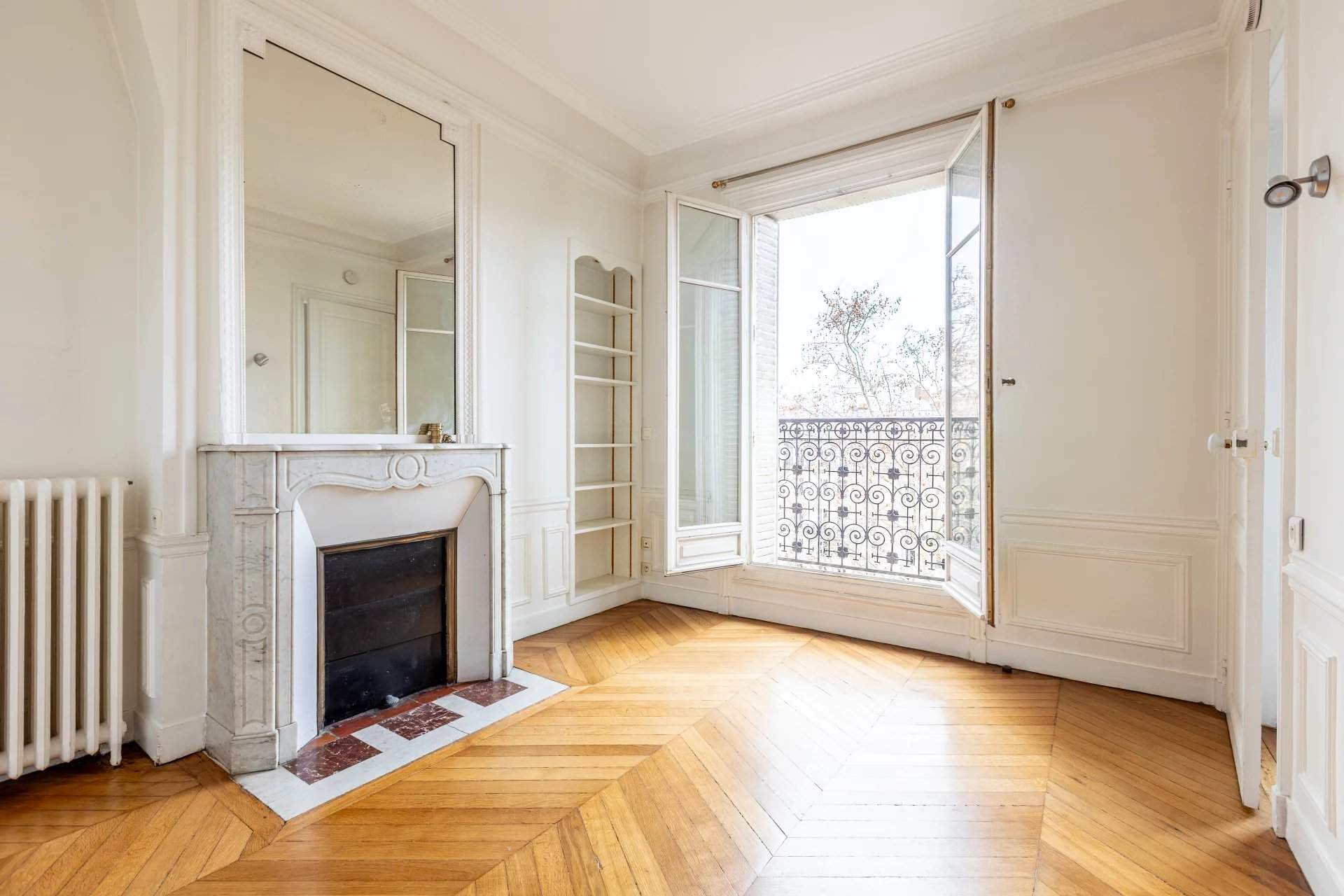 Paris  - Apartment 4 Bedrooms - picture 4