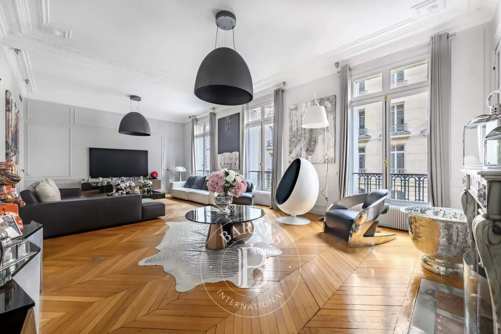 Paris  - Apartment 3 Bedrooms - picture 1