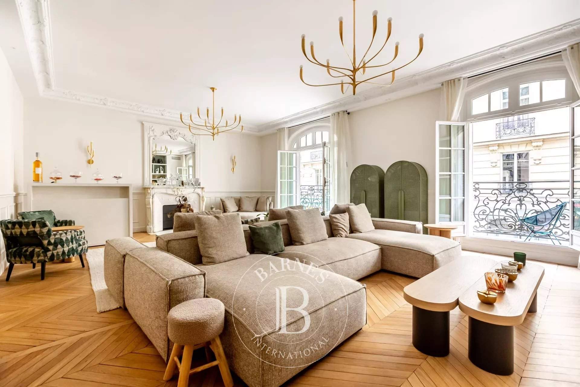 Paris  - Appartement 6 Pièces 3 Chambres - picture 2