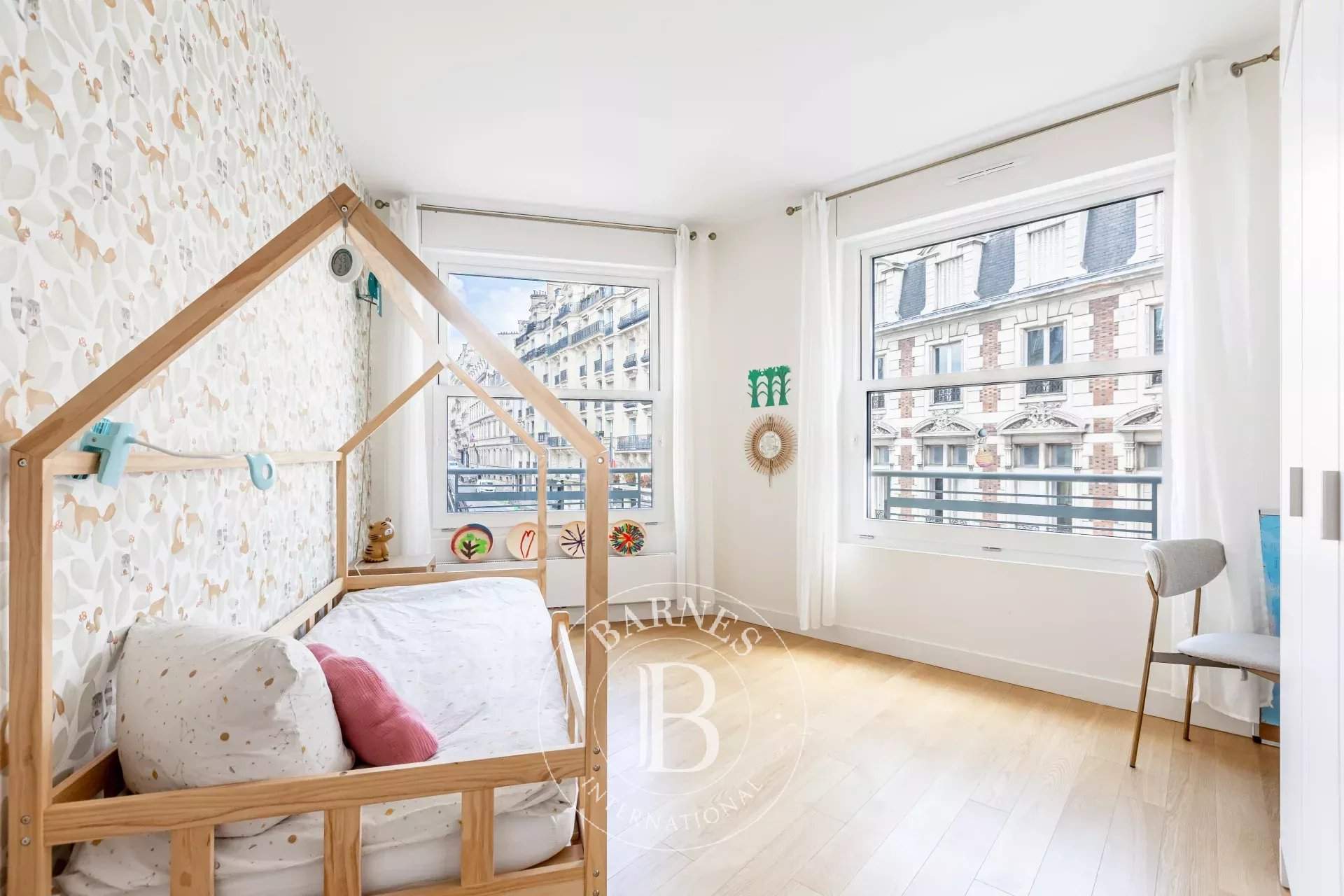 Paris  - Apartment 4 Bedrooms - picture 13