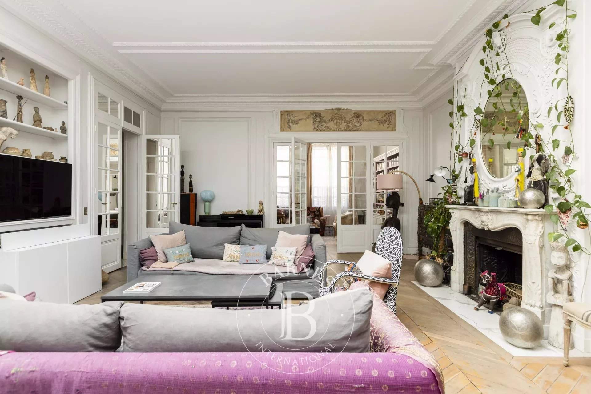 Paris  - Apartment 6 Bedrooms - picture 9