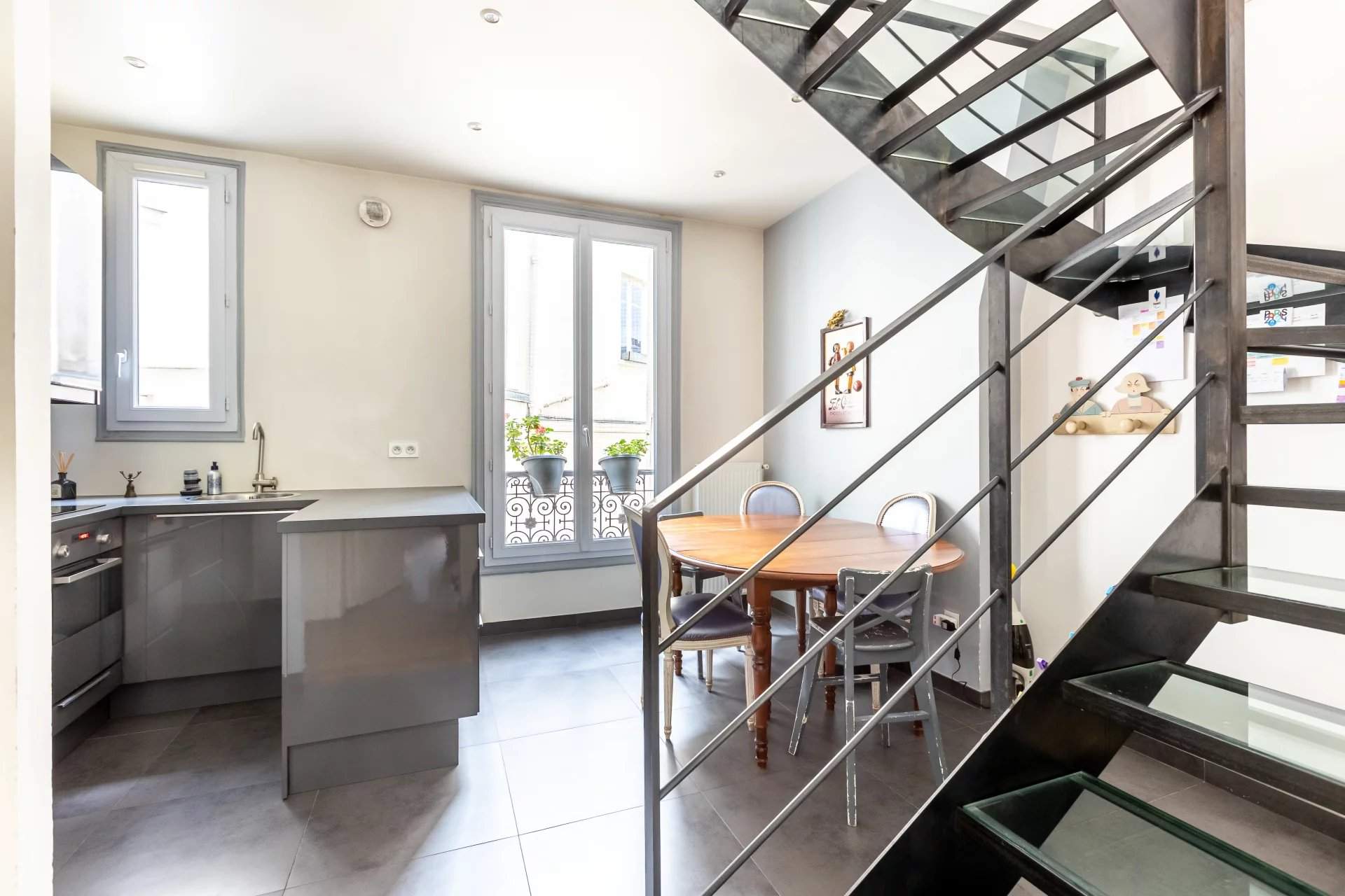 Paris  - Apartment 4 Bedrooms - picture 14