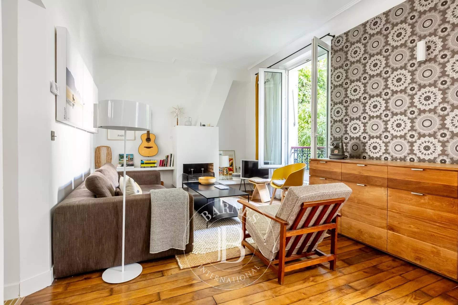 Paris  - Appartement 5 Pi&egrave;ces 3 Chambres - picture 2