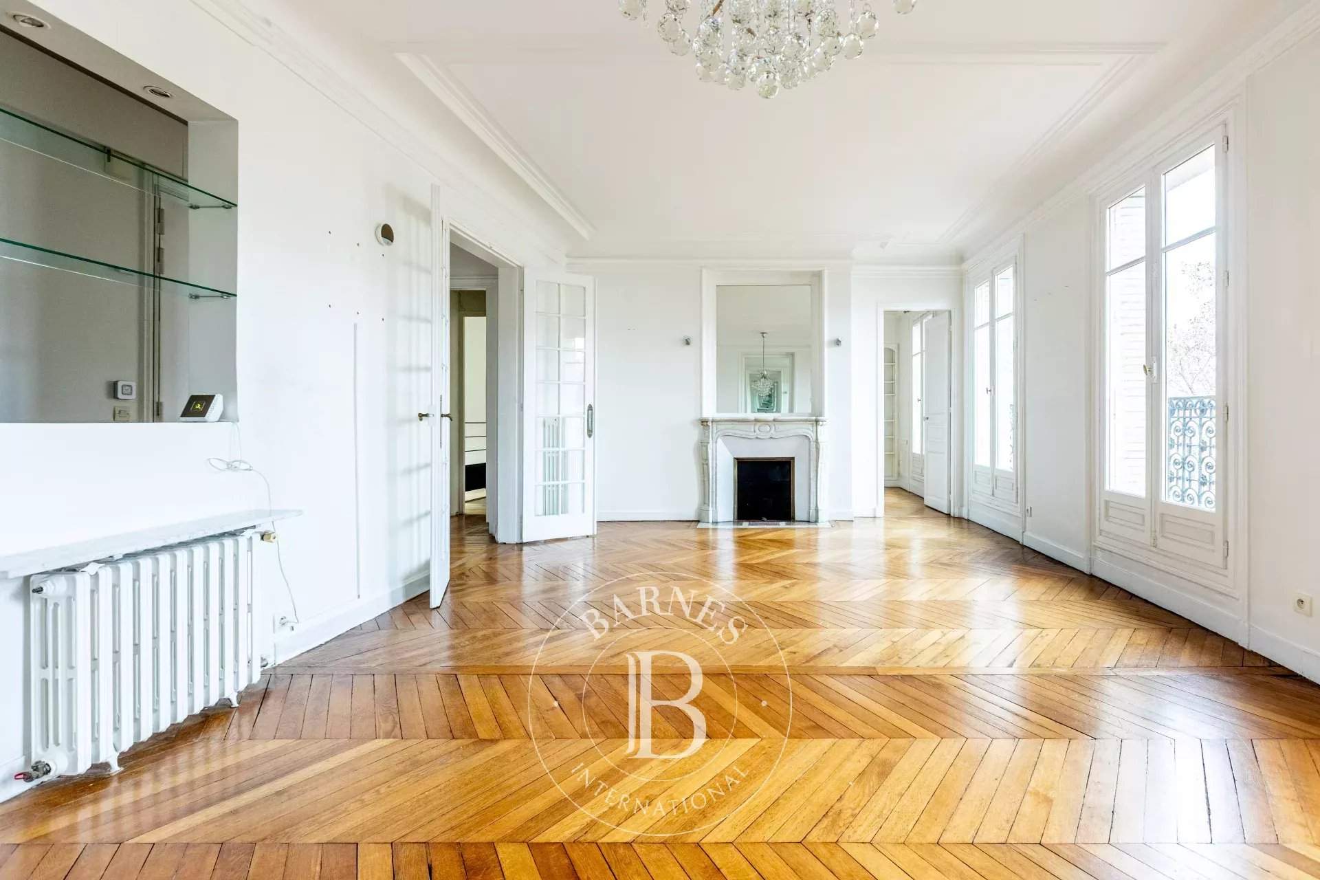 Paris  - Appartement 6 Pi&egrave;ces 4 Chambres - picture 8