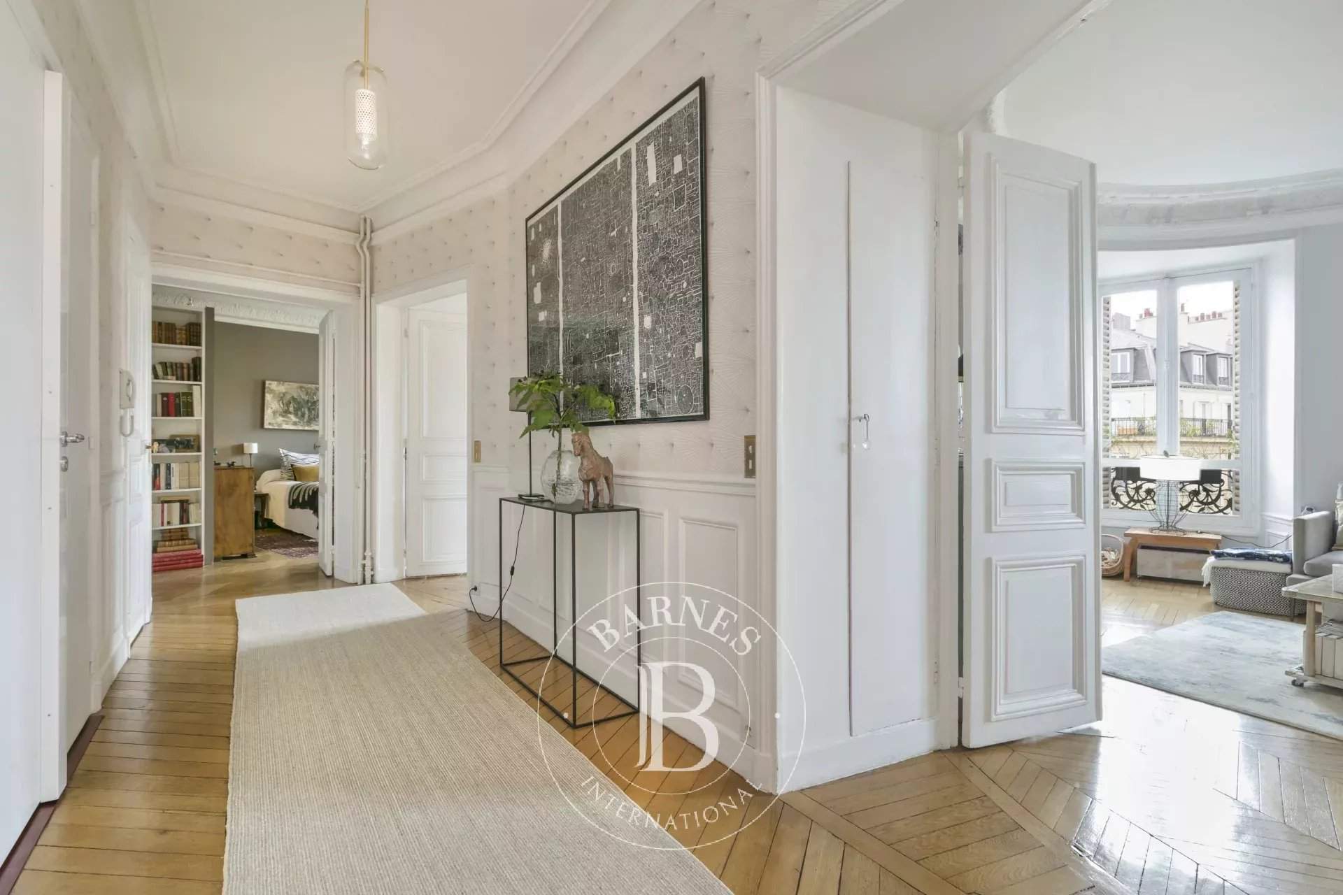 Paris  - Apartment 4 Bedrooms - picture 8