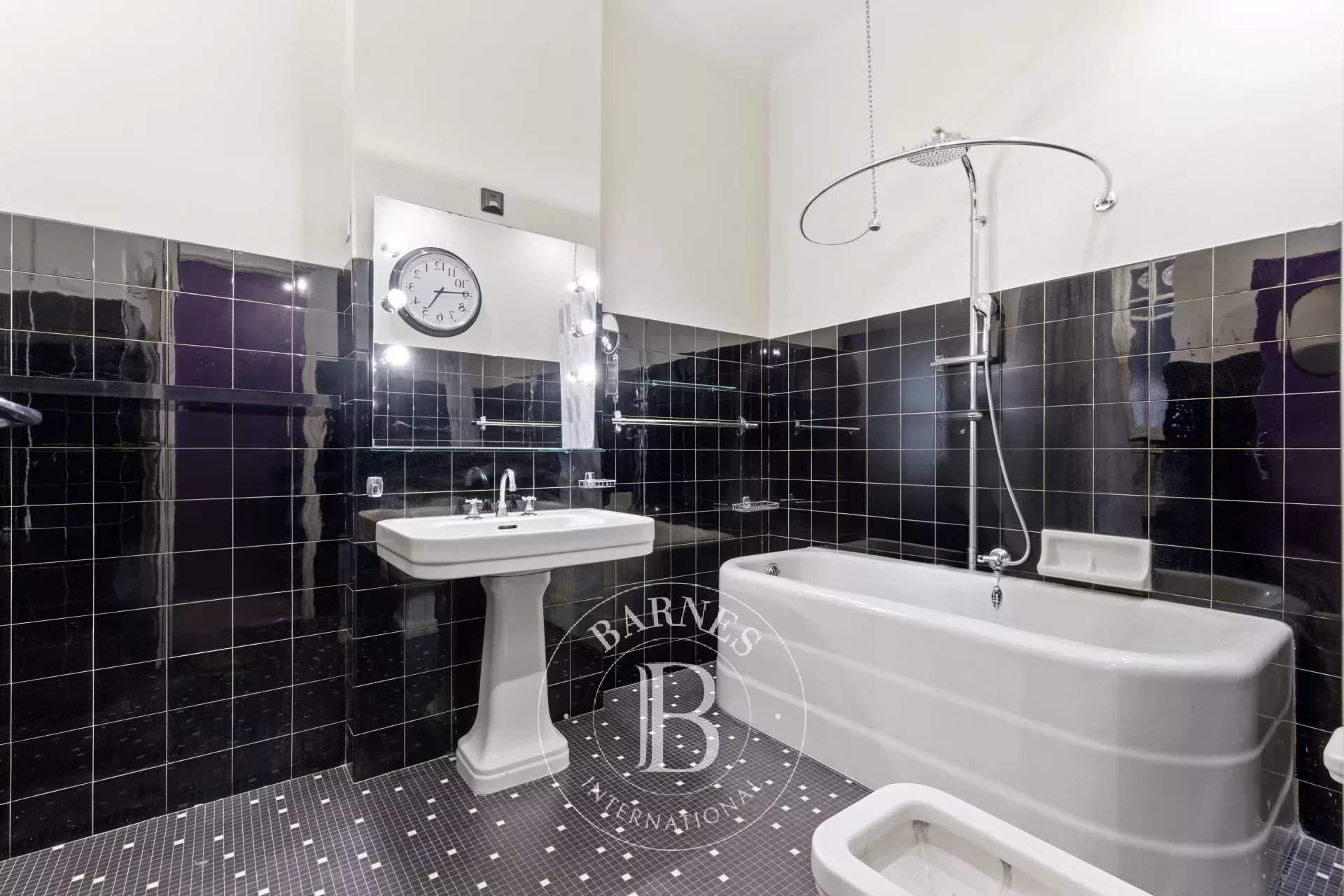 Paris  - Apartment 3 Bedrooms - picture 12