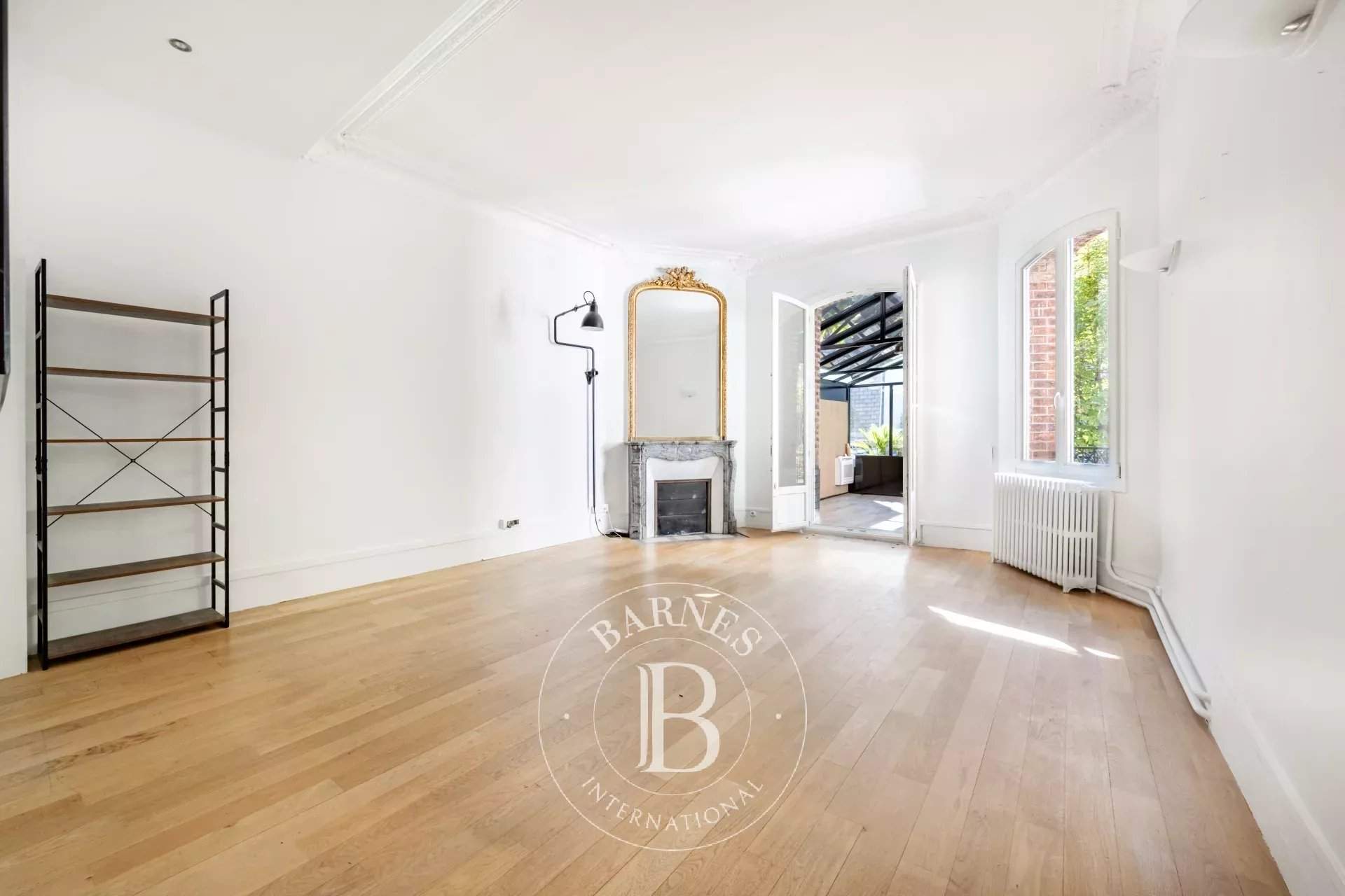 Paris  - Mansion 1 Bedroom - picture 3